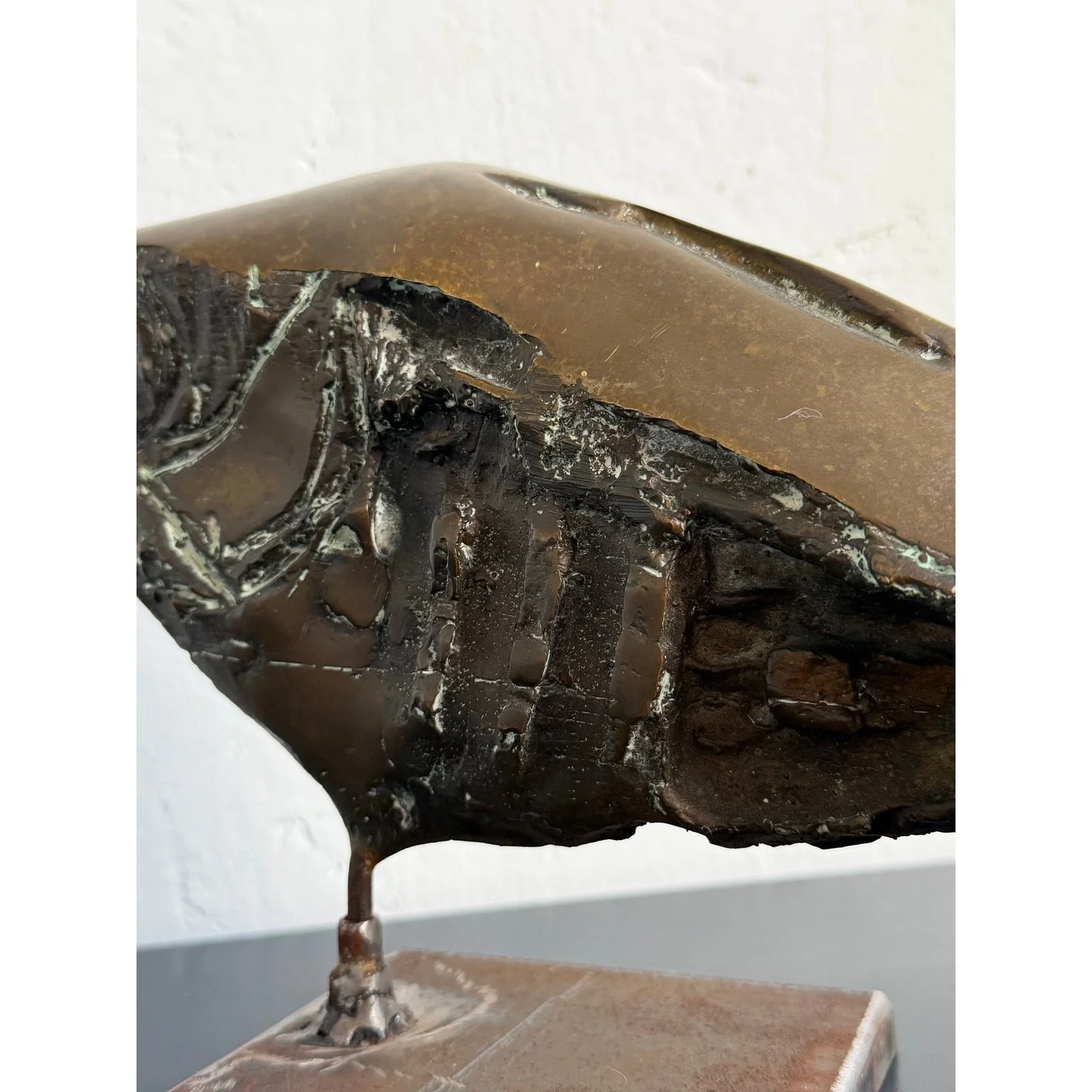 brazilian-modernist-fossilized-bronze-fish-sculpture-on-steel-base-by-mario-agostinelli-1980s-8453