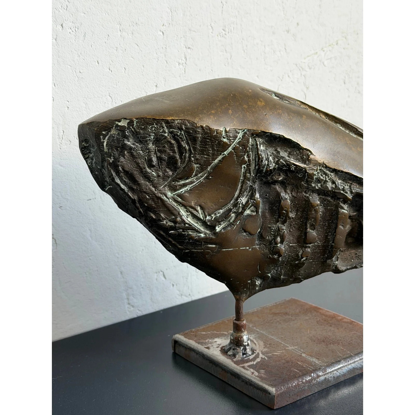 brazilian-modernist-fossilized-bronze-fish-sculpture-on-steel-base-by-mario-agostinelli-1980