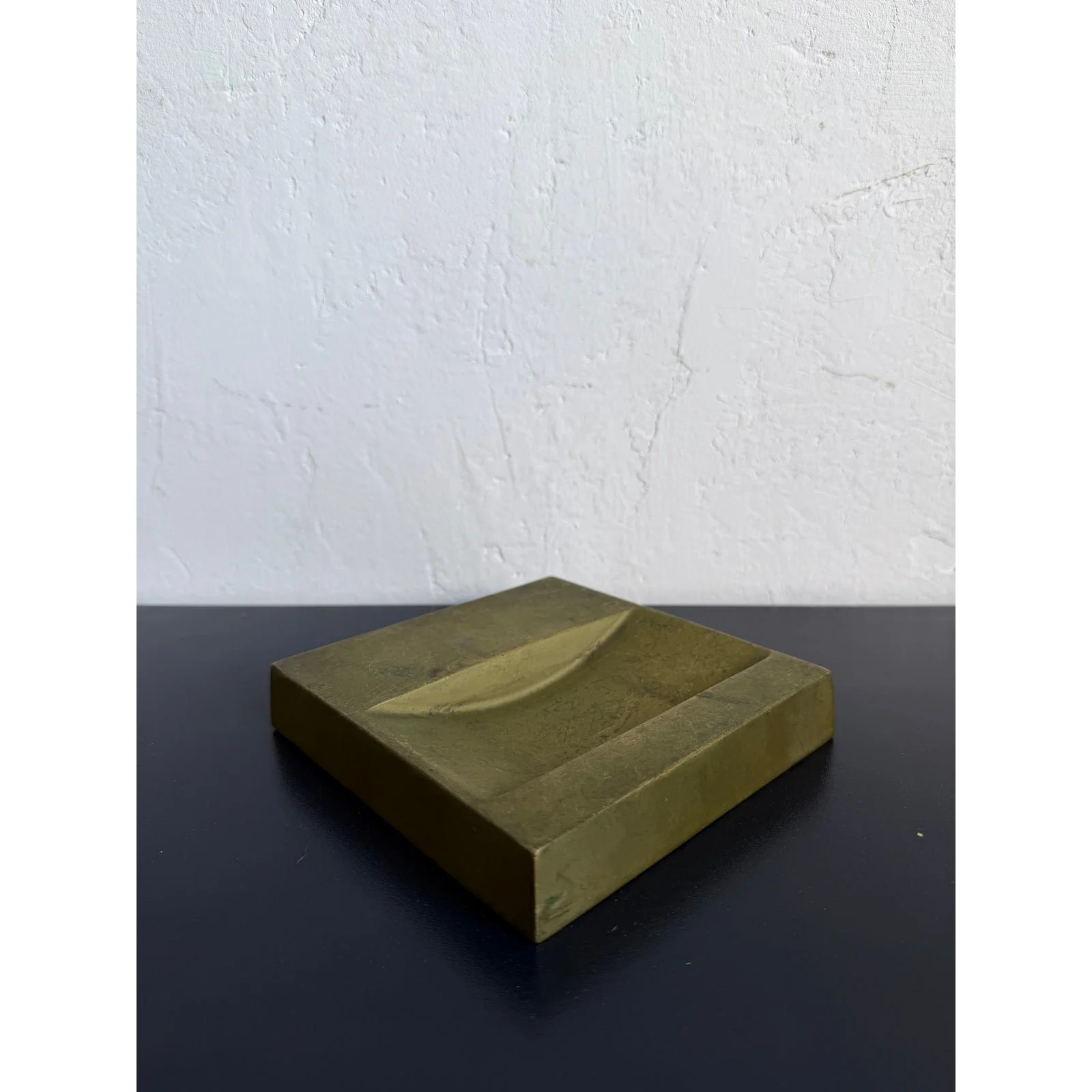 brazilian-modern-bronze-ashtray-by-eveli-przepiorka-1980s-0929