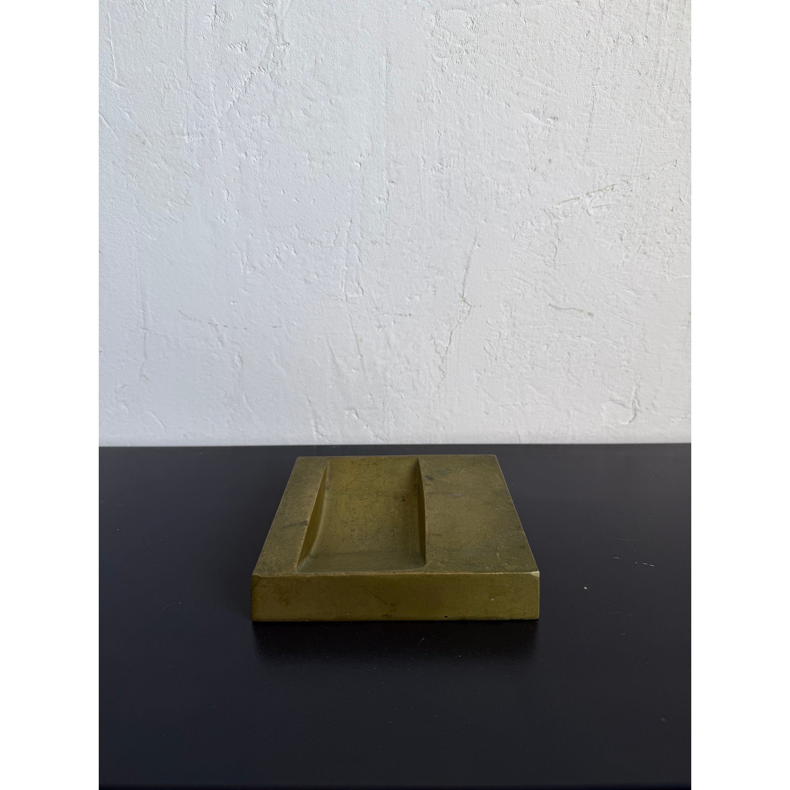 brazilian-modern-bronze-ashtray-by-eveli-przepiorka-1980s-3917