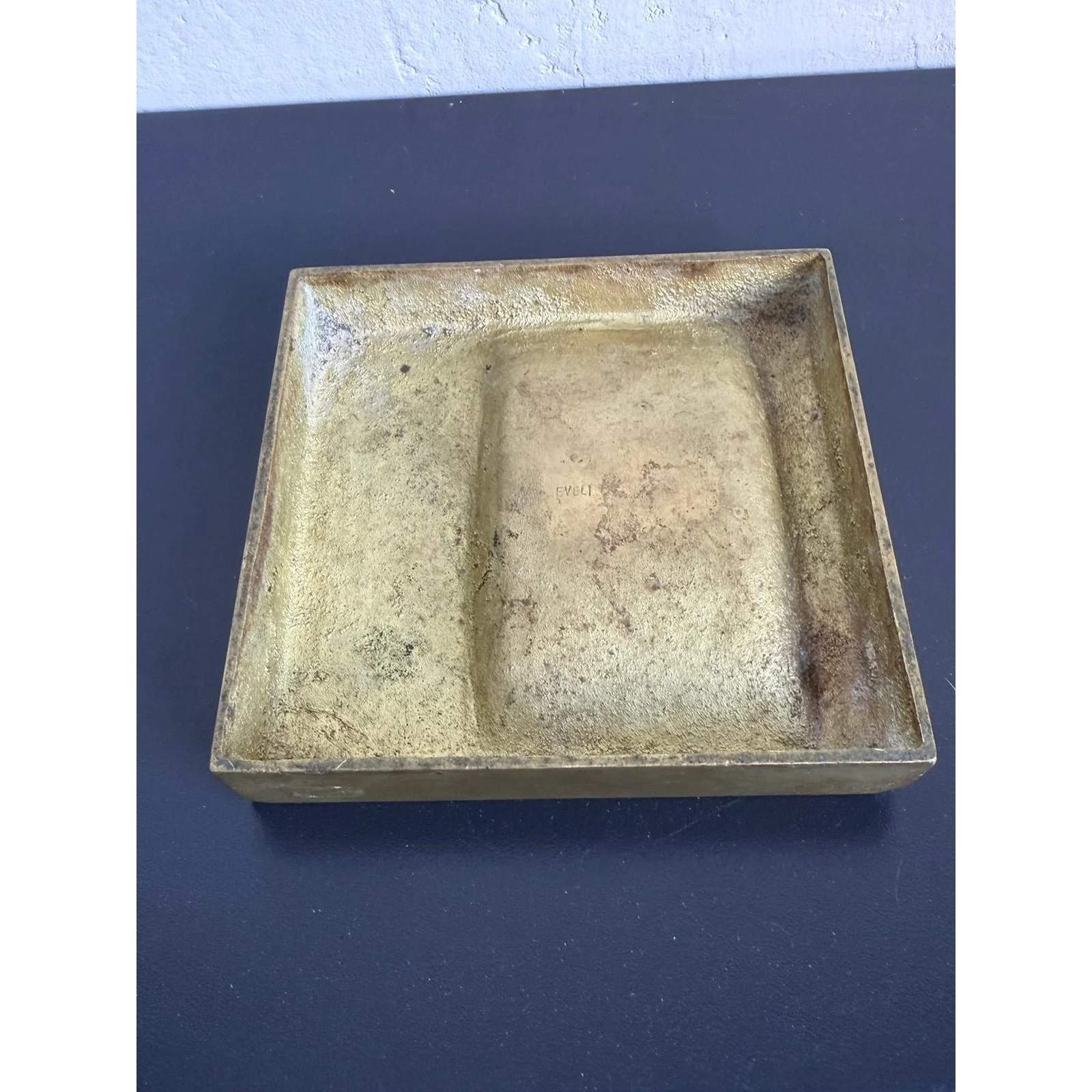 brazilian-modern-bronze-ashtray-by-eveli-przepiorka-1980