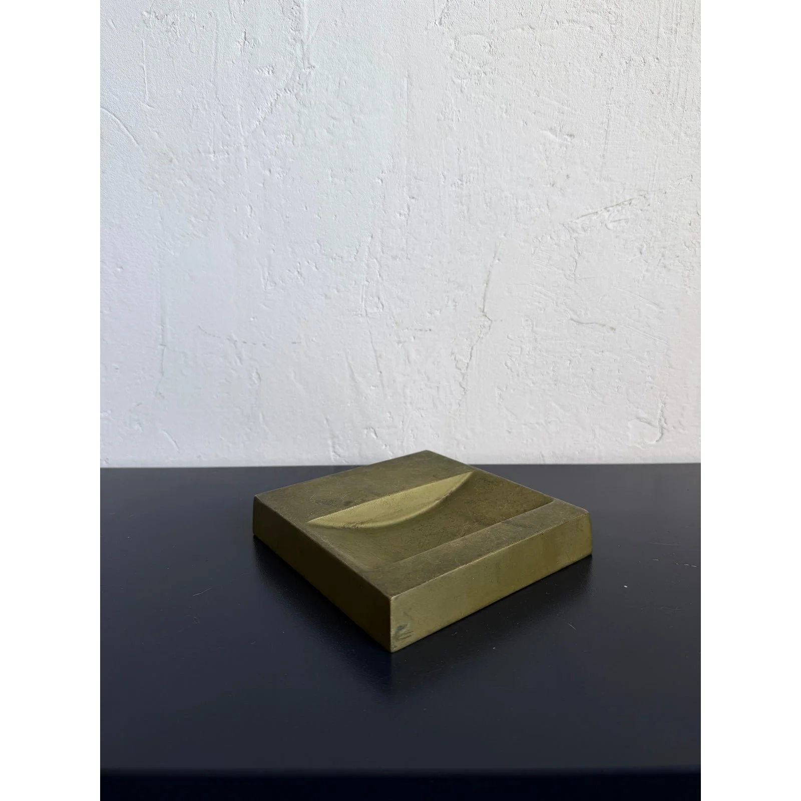 brazilian-modern-bronze-ashtray-by-eveli-przepiorka-1980