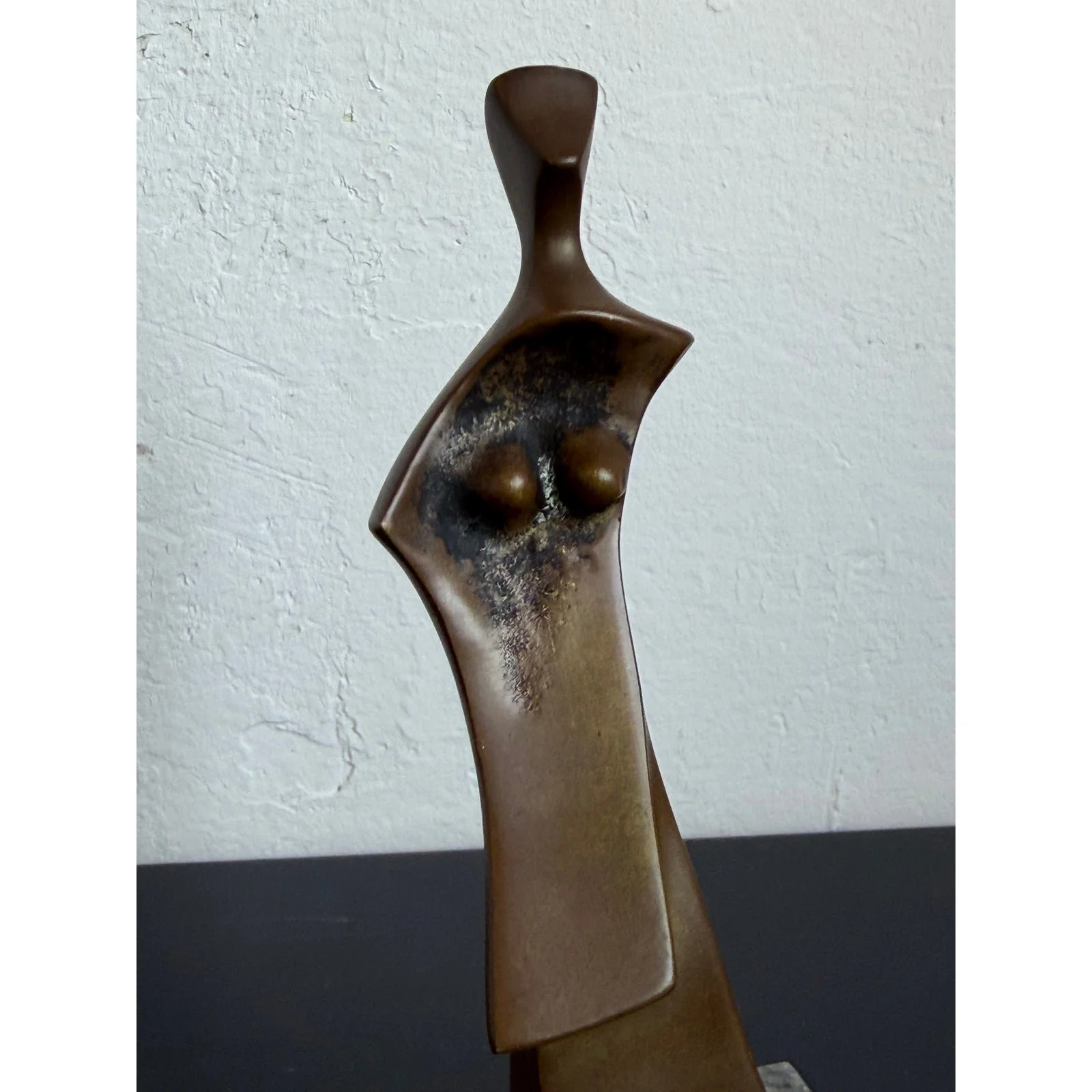 roberto-g-crivelle-bronze-abstract-female-sulpture-on-granite-base-1980s-8413