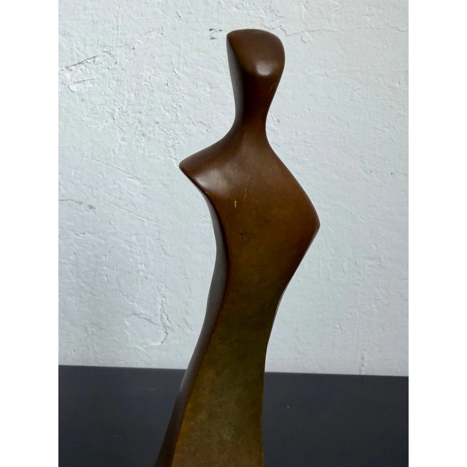 roberto-g-crivelle-bronze-abstract-female-sulpture-on-granite-base-1980