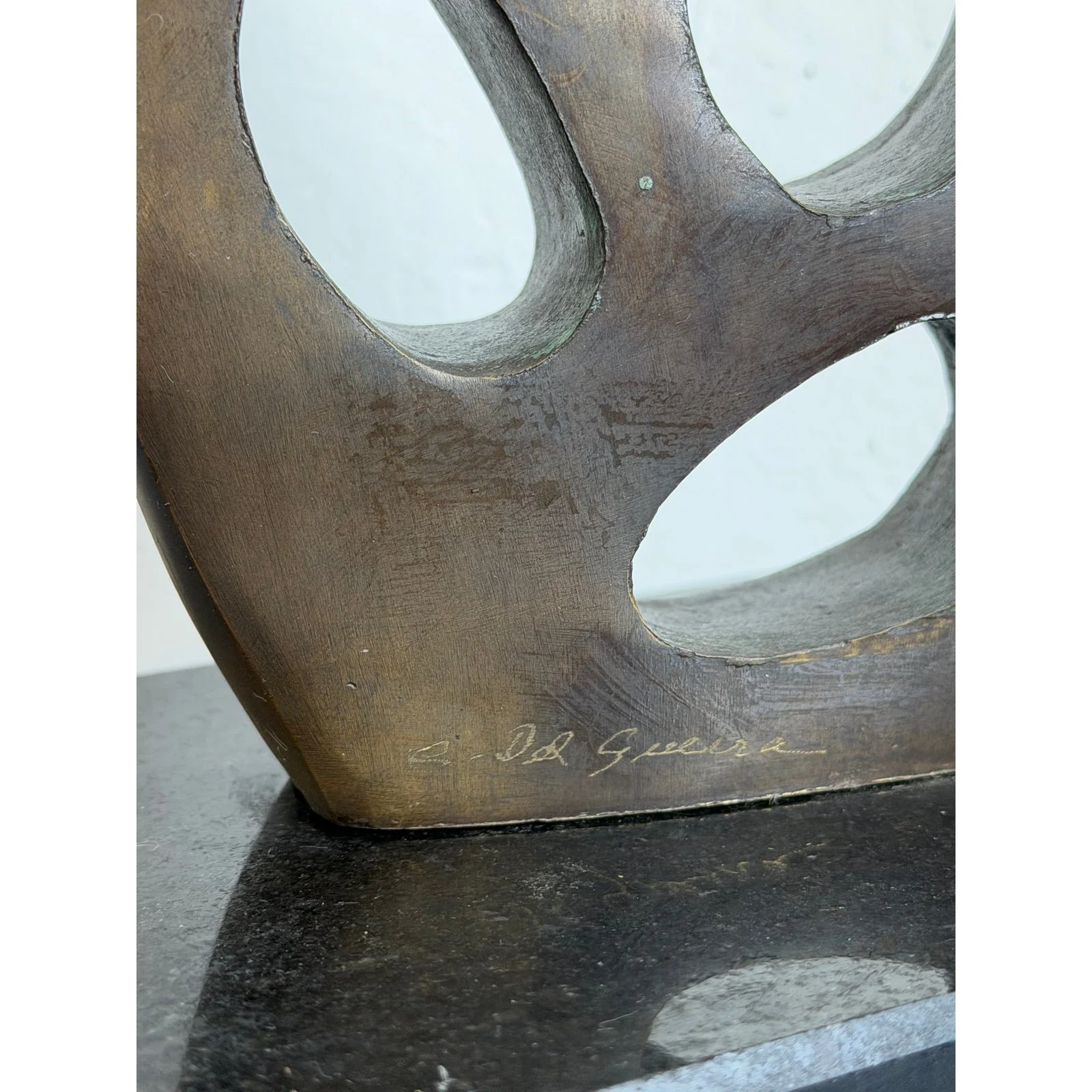 abstract-patinated-bronze-sculpture-on-granite-base-by-del-guerra-brazil-1980
