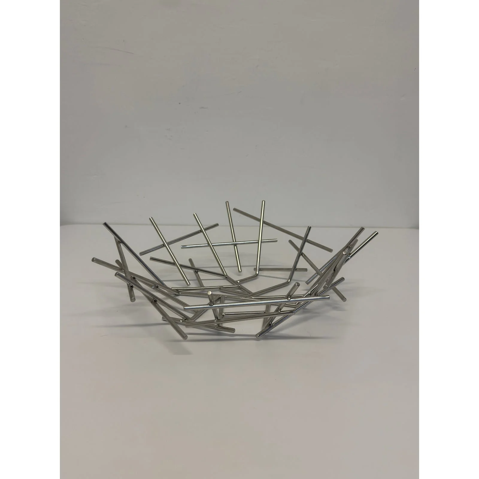 blow-up-basket-in-stainless-steel-by-fernando-and-humber-campana-for-alessi-4061