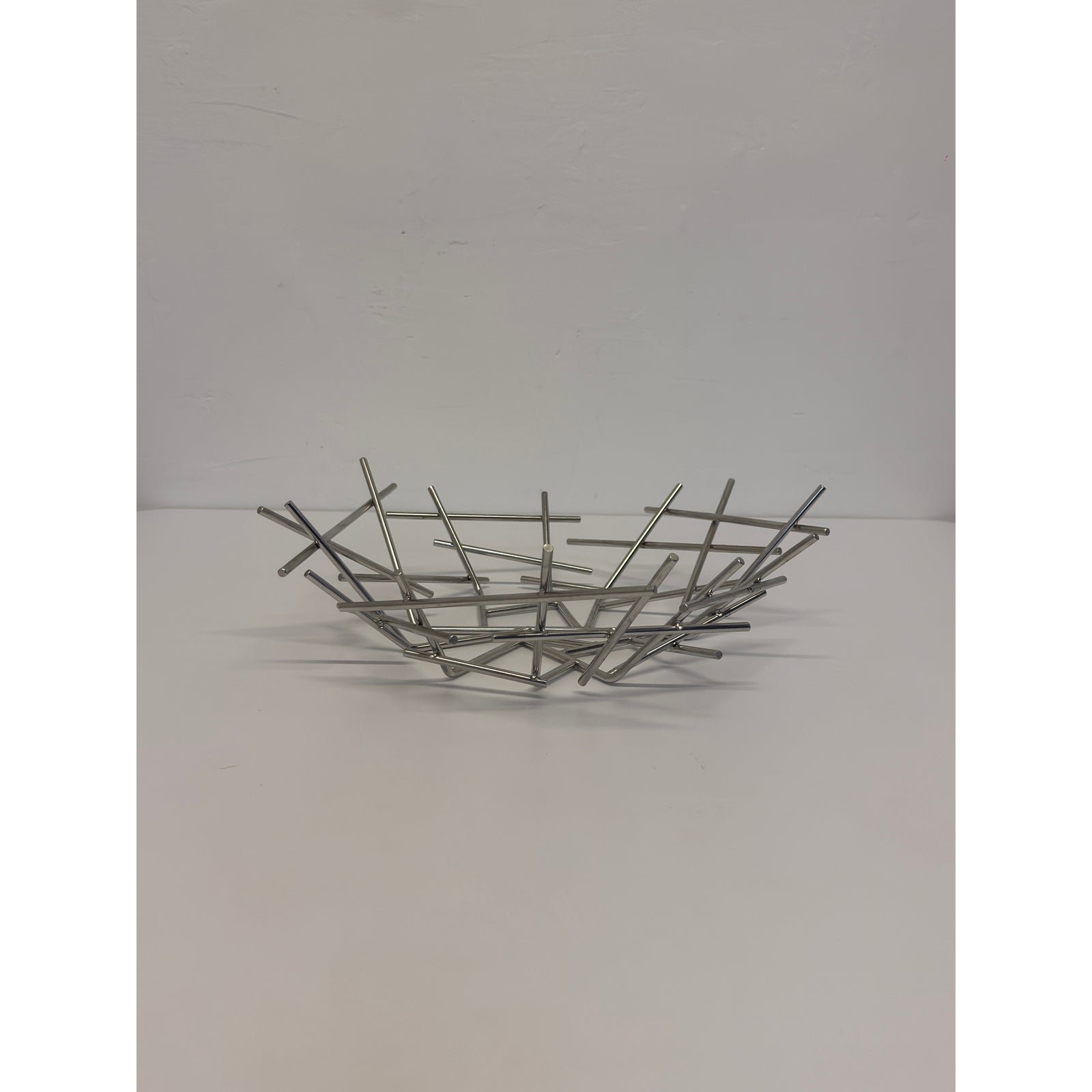 blow-up-basket-in-stainless-steel-by-fernando-and-humber-campana-for-alessi-1033