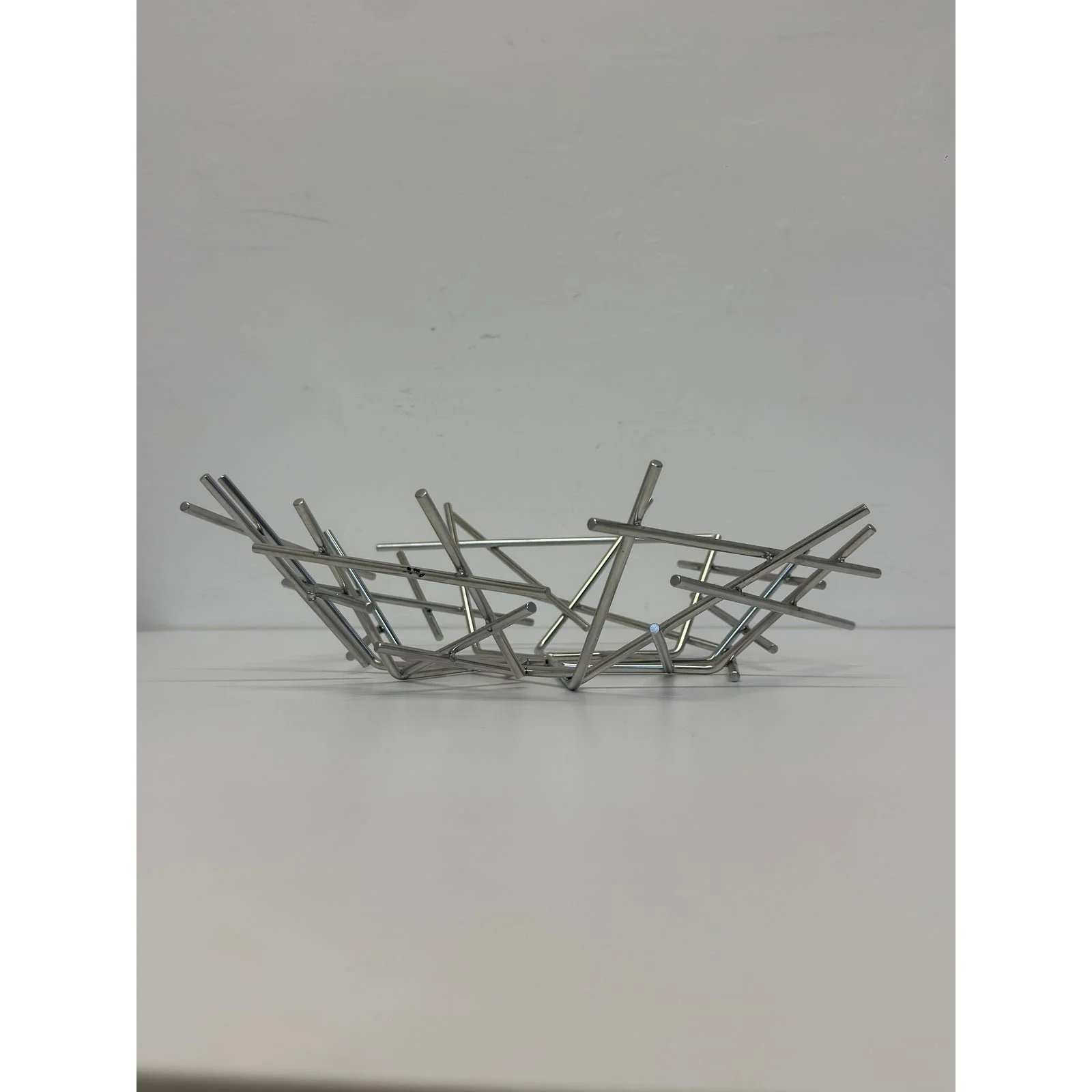blow-up-basket-in-stainless-steel-by-fernando-and-humber-campana-for-alessi-6401