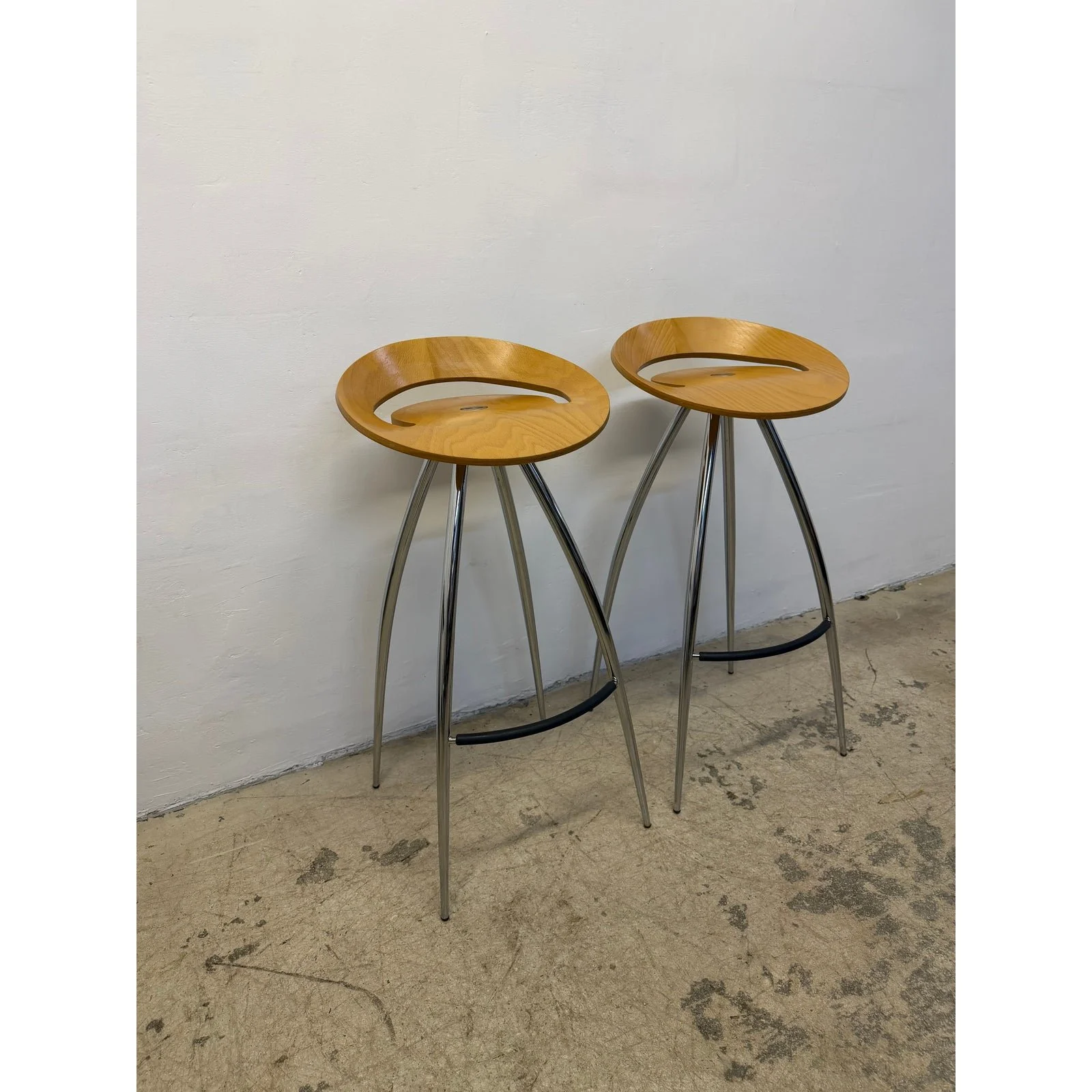 sigurdur-thorsteinsson-lyra-bar-stools-for-magis-italy-a-pair-1165