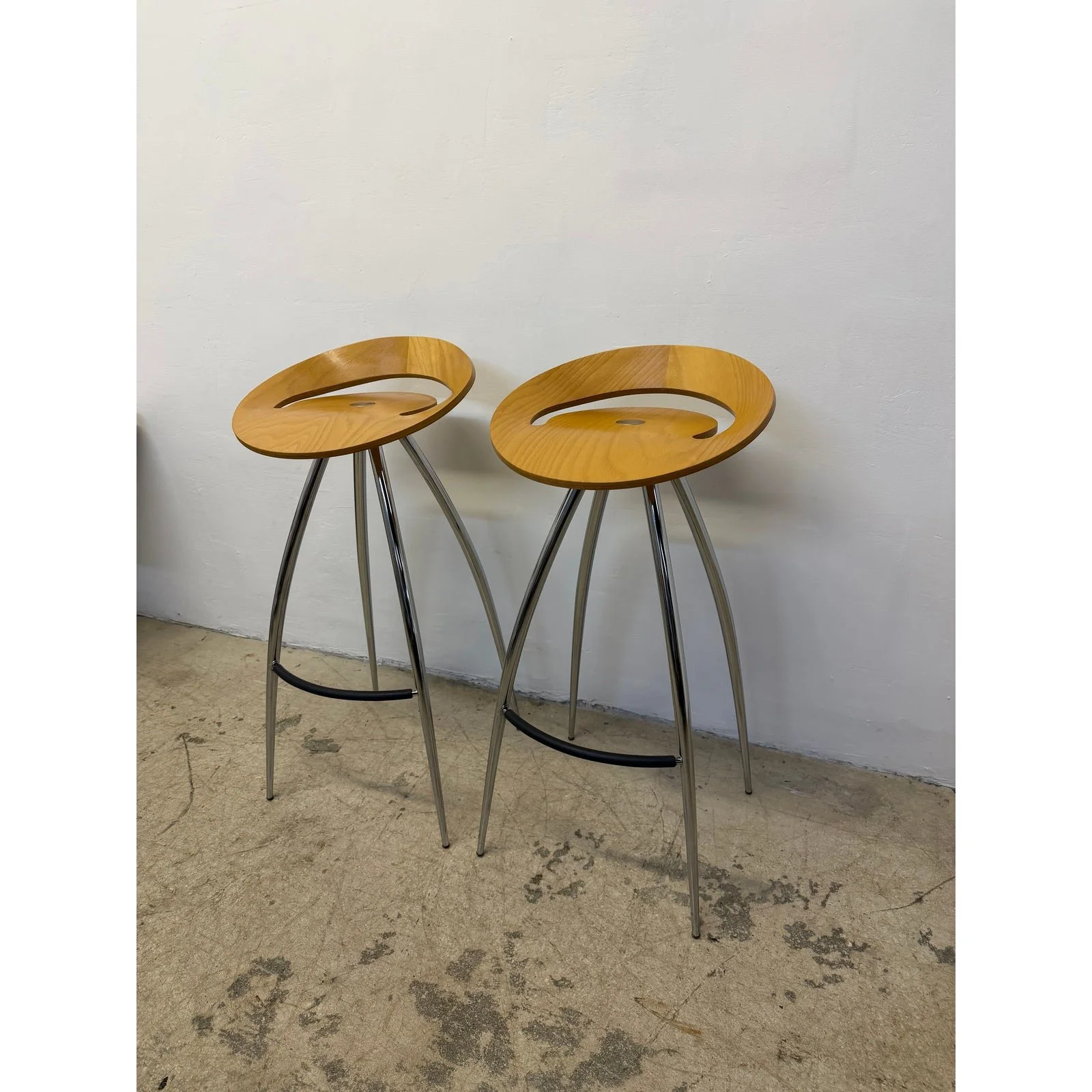 sigurdur-thorsteinsson-lyra-bar-stools-for-magis-italy-a-pair-4355