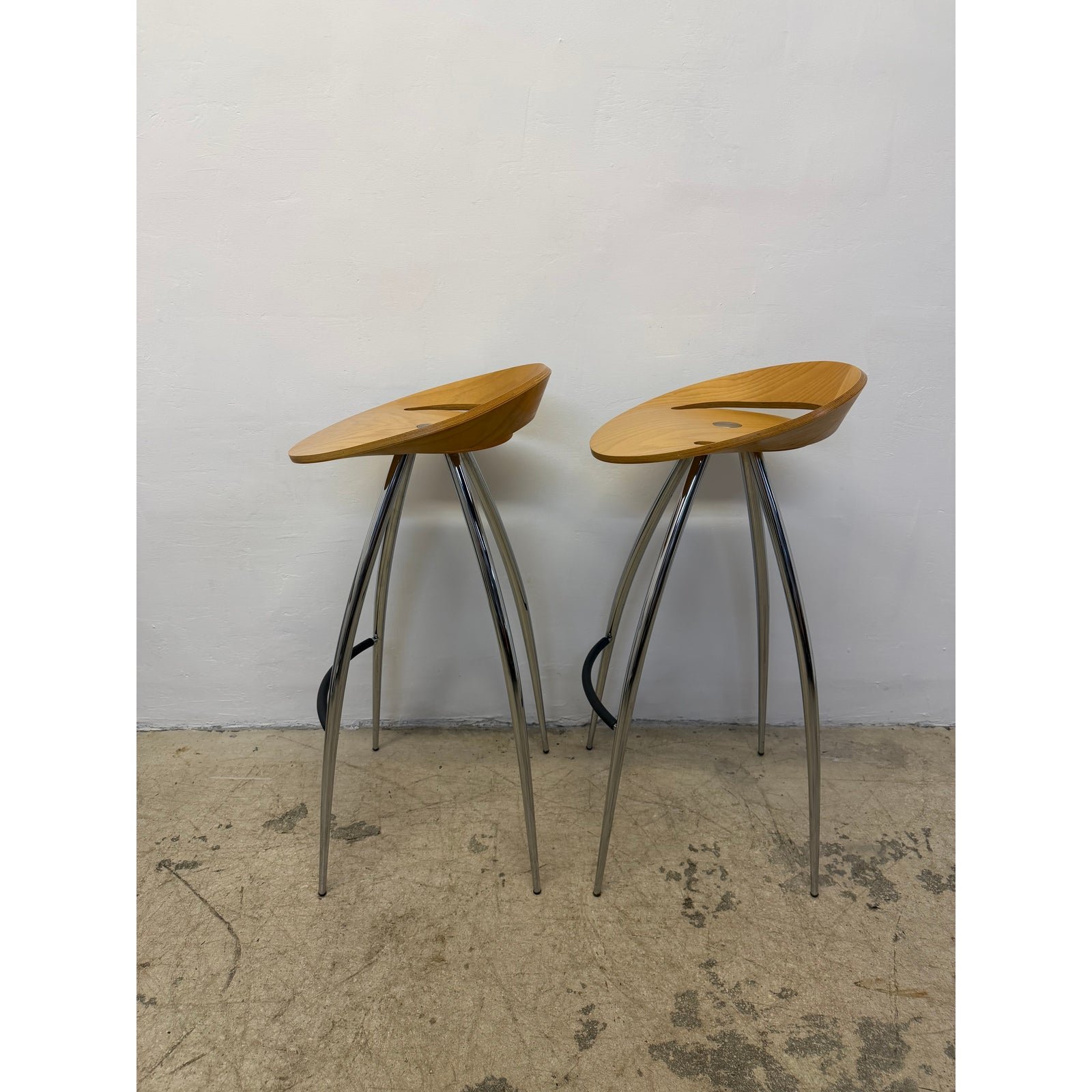 sigurdur-thorsteinsson-lyra-bar-stools-for-magis-italy-a-pair-1666