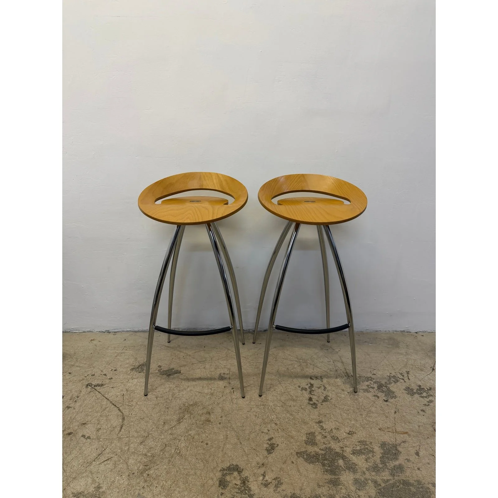 sigurdur-thorsteinsson-lyra-bar-stools-for-magis-italy-a-pair-9676