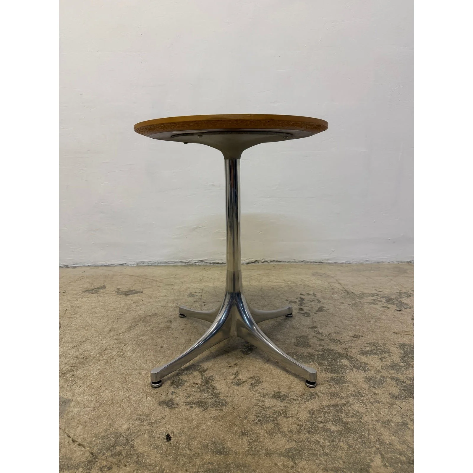 nelson-pedestal-table-by-george-nelson-for-herman-miller-9228