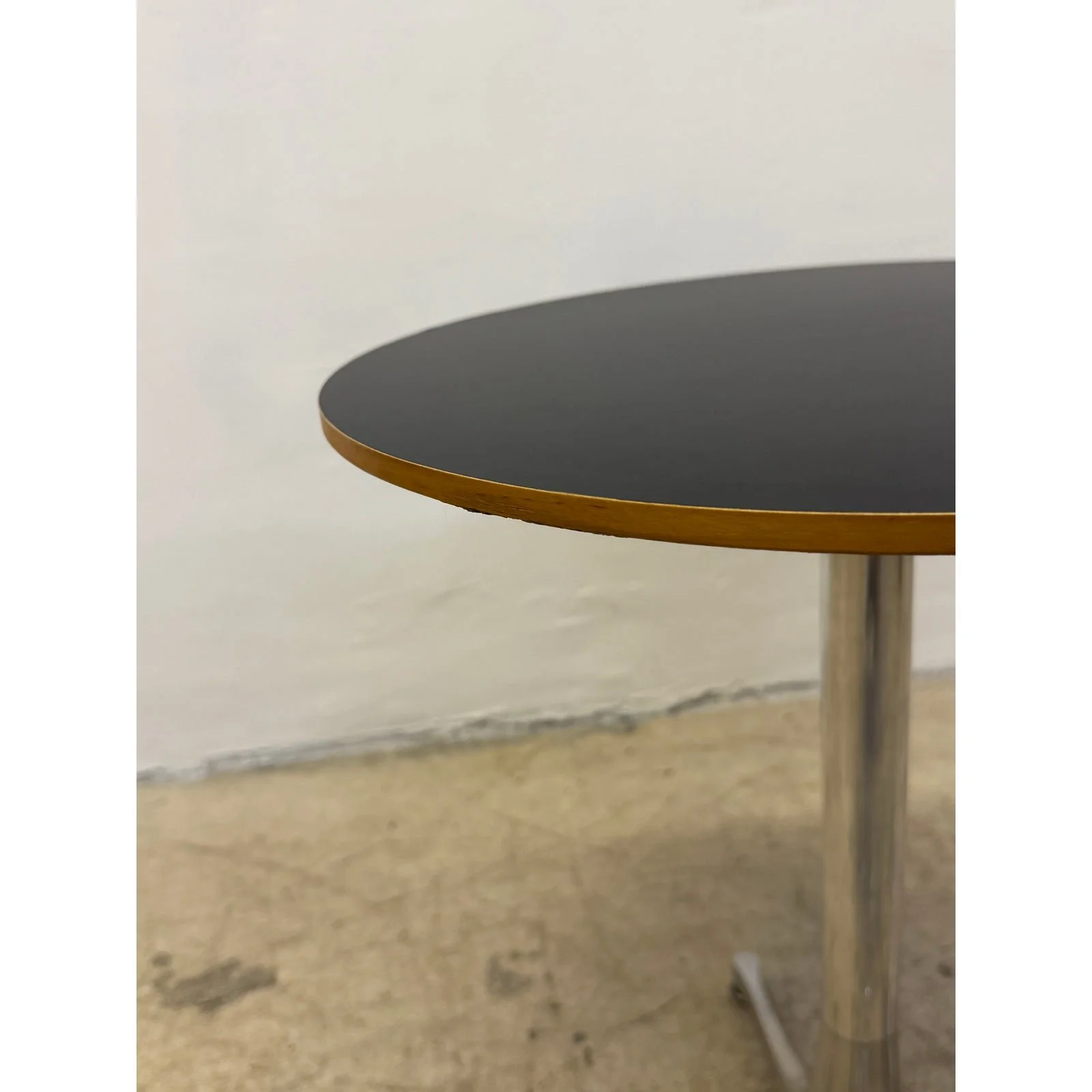 nelson-pedestal-table-by-george-nelson-for-herman-miller-7302
