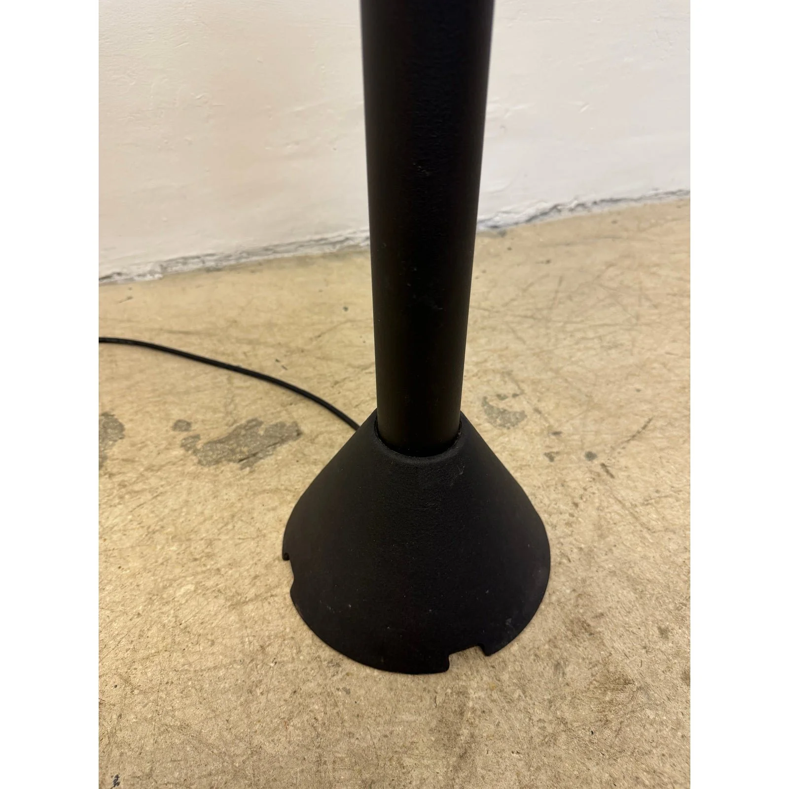 koch-and-lowy-postmodern-green-glass-and-steel-floor-lamp-1990