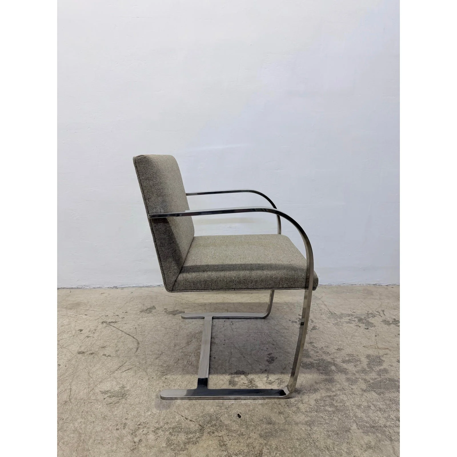 mie-van-der-rohe-flat-bar-brno-chairs-for-knoll-set-of-two-4027