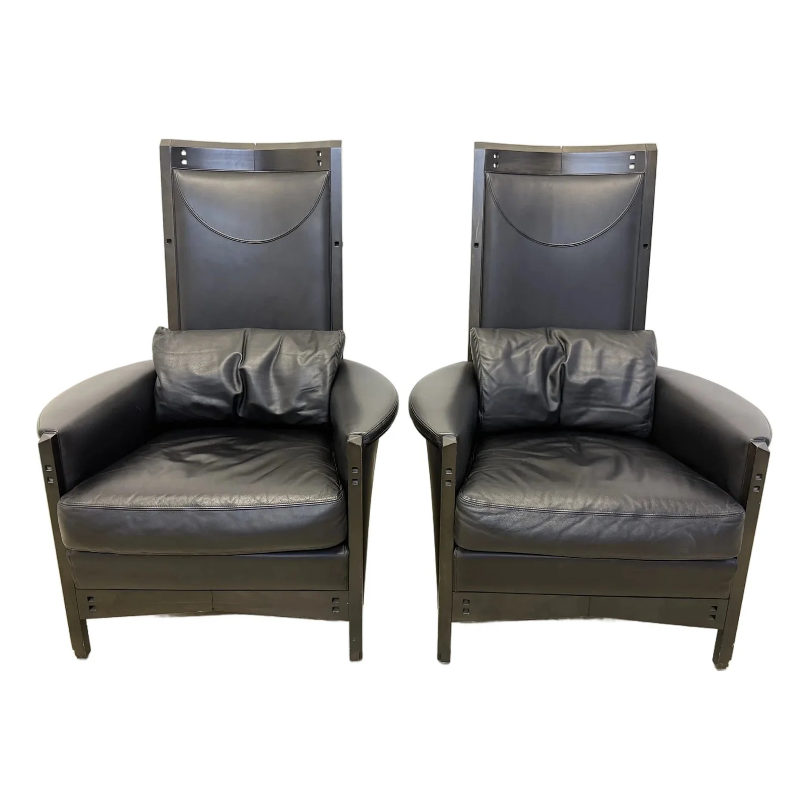 umberto-asnago-black-leather-peggy-lounge-chairs-for-georgetti-1990s-a-pair-2967