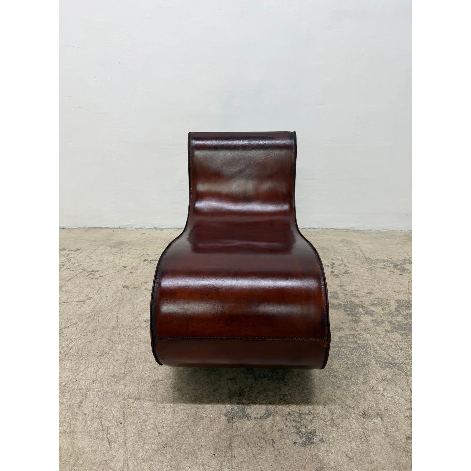 gregorio-spini-sutra-distressed-leather-lounge-chairs-for-kundalini-a-pair-1134