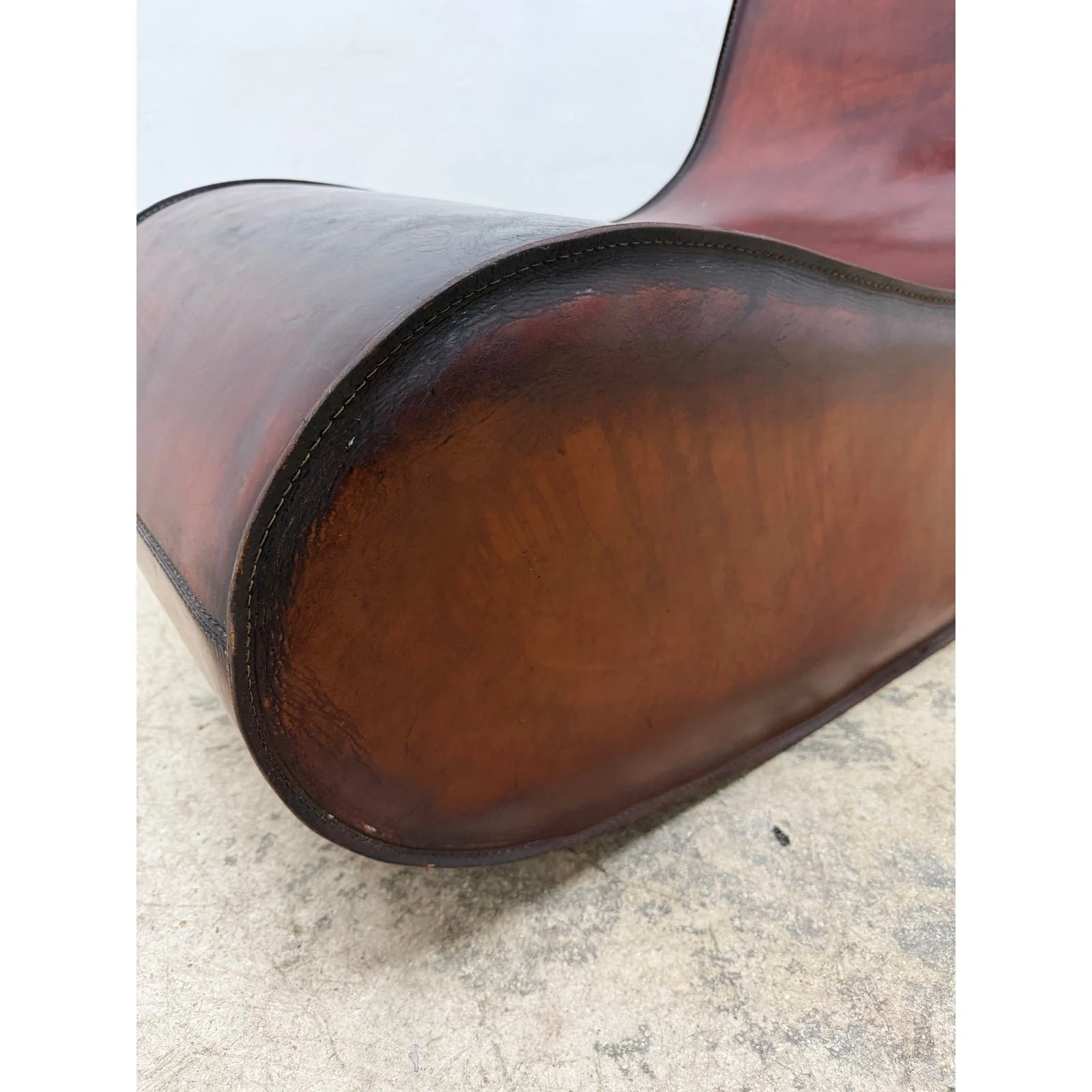 gregorio-spini-sutra-distressed-leather-lounge-chairs-for-kundalini-a-pair-0568