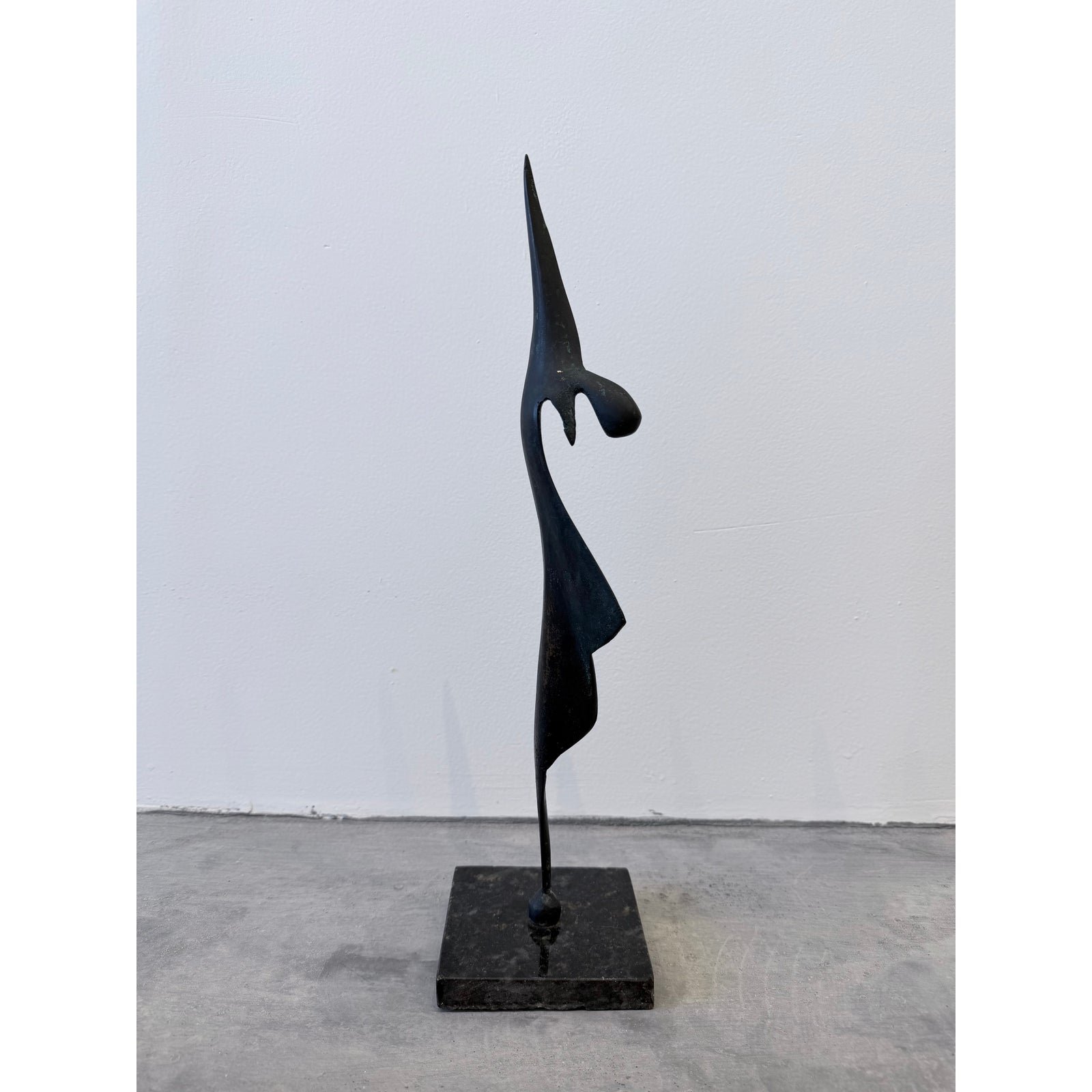 brazilian-mid-century-modern-abstract-bronze-sculpture-on-granite-base-1960s-1630