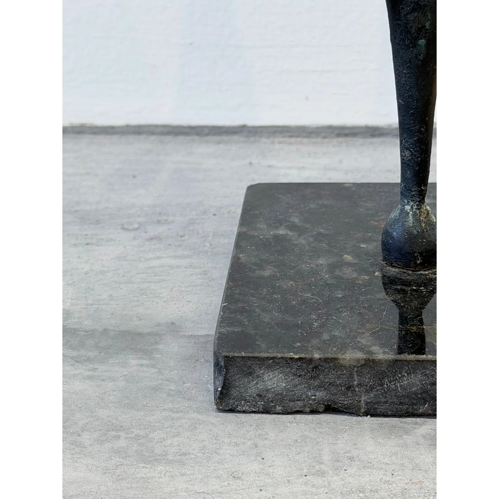 brazilian-mid-century-modern-abstract-bronze-sculpture-on-granite-base-1960s-8033