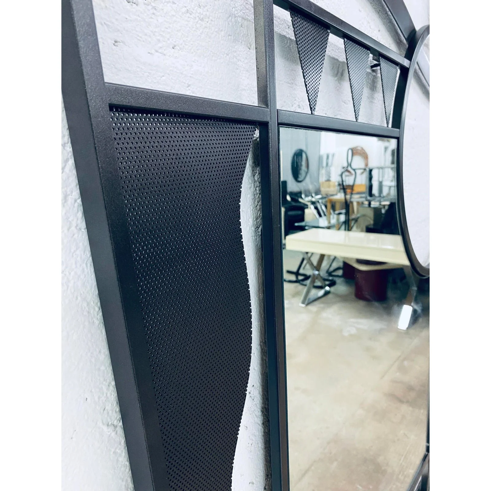 postmodern-design-steel-frame-wall-mirror-8091