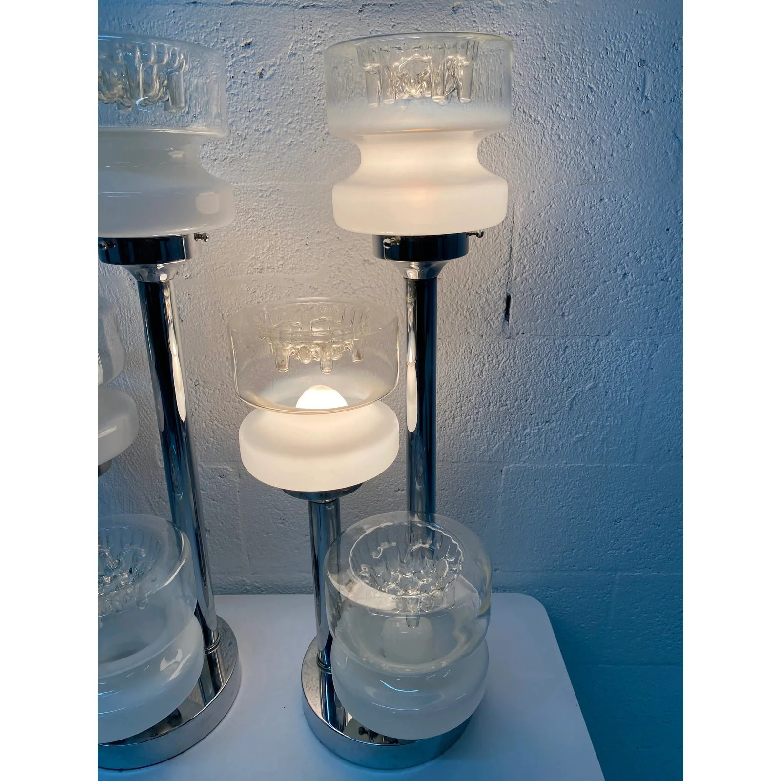 mid-century-murano-glass-and-chrome-table-or-desk-lamps-by-mazzega-a-pair-2981