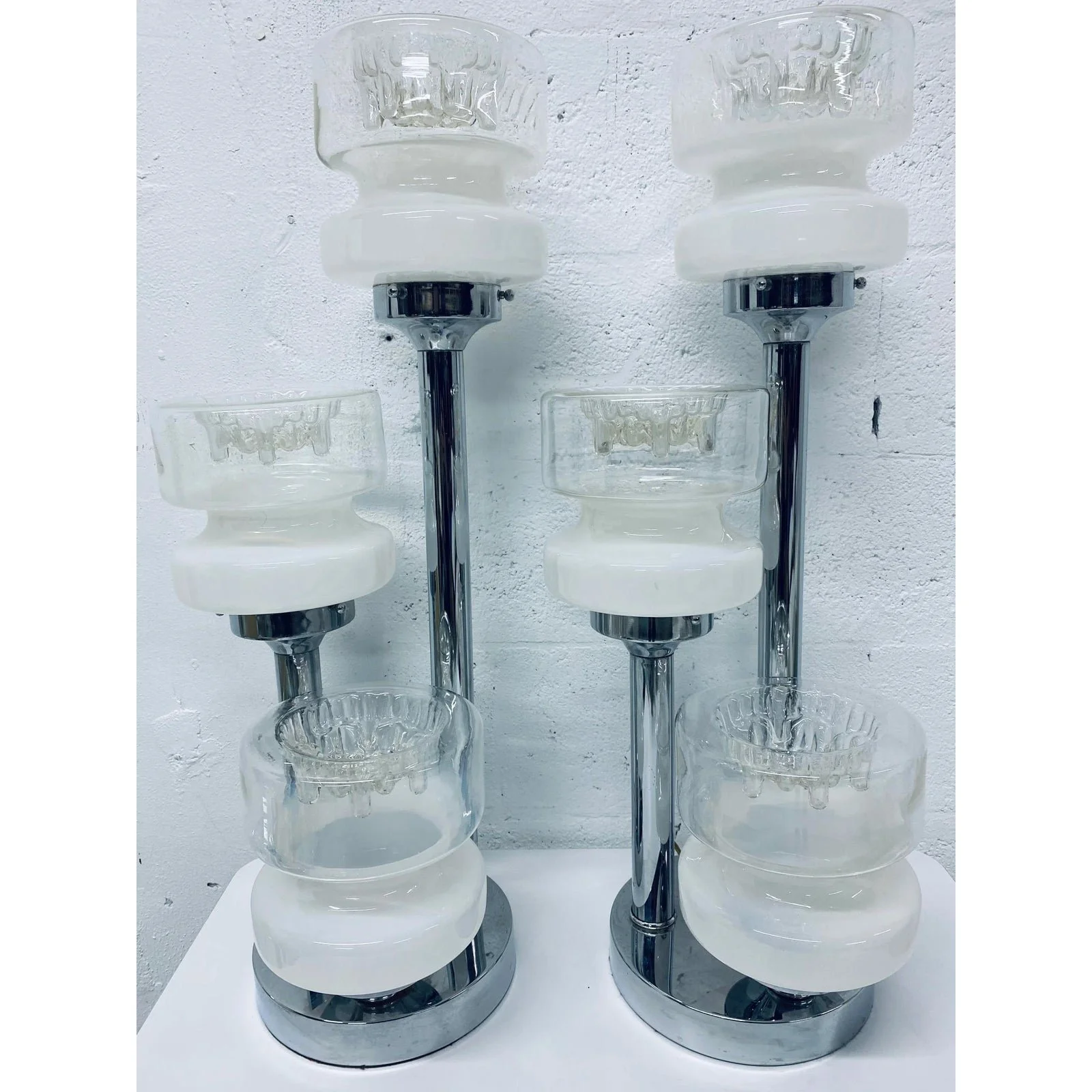 mid-century-murano-glass-and-chrome-table-or-desk-lamps-by-mazzega-a-pair-4593