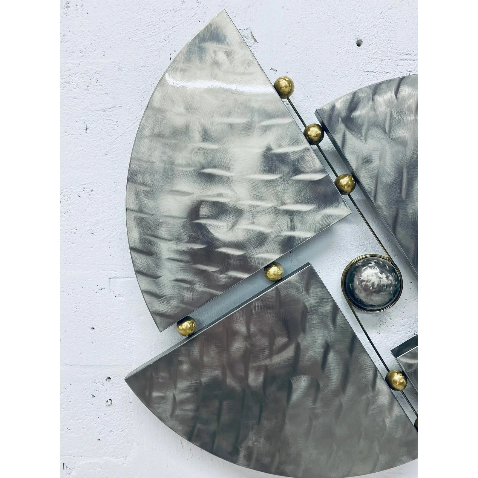 mid90s-contemporary-steel-and-brass-wall-sculpture-0382