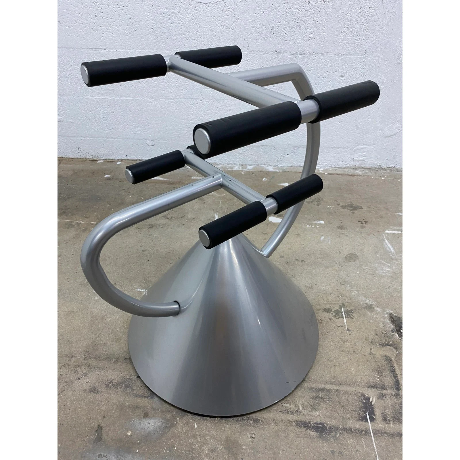 ron-arad-postmodern-hotel-zeus-tv-stand-for-zeus-milano-italy-1980s-7477