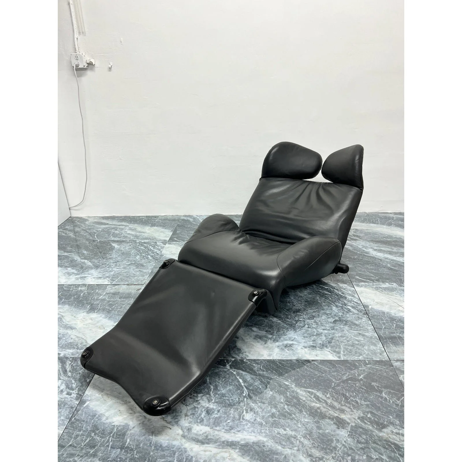 toshiyuki-kita-wink-charcoal-gray-leather-lounge-chair-for-cassina-1980s-6738