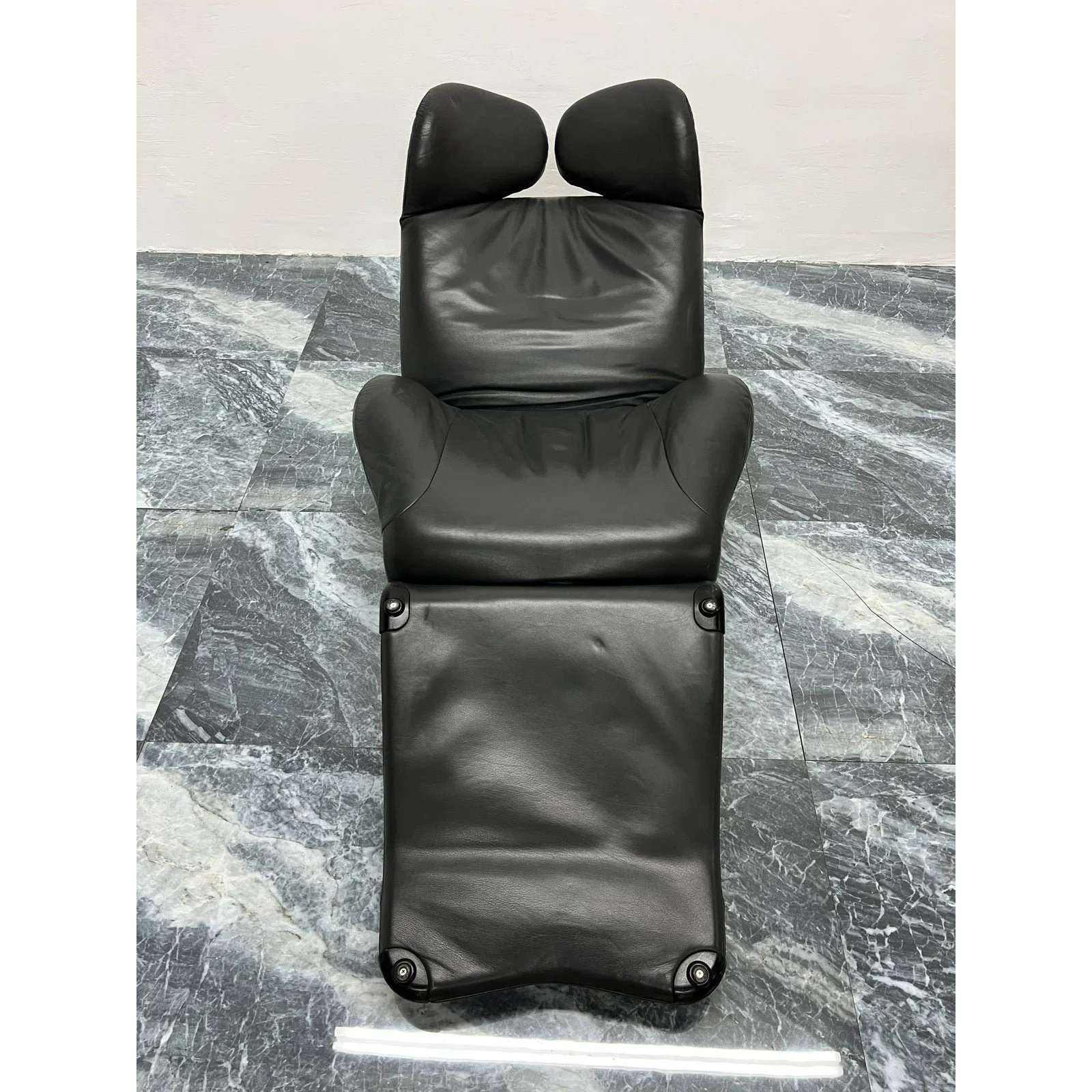 toshiyuki-kita-wink-charcoal-gray-leather-lounge-chair-for-cassina-1980s-9614