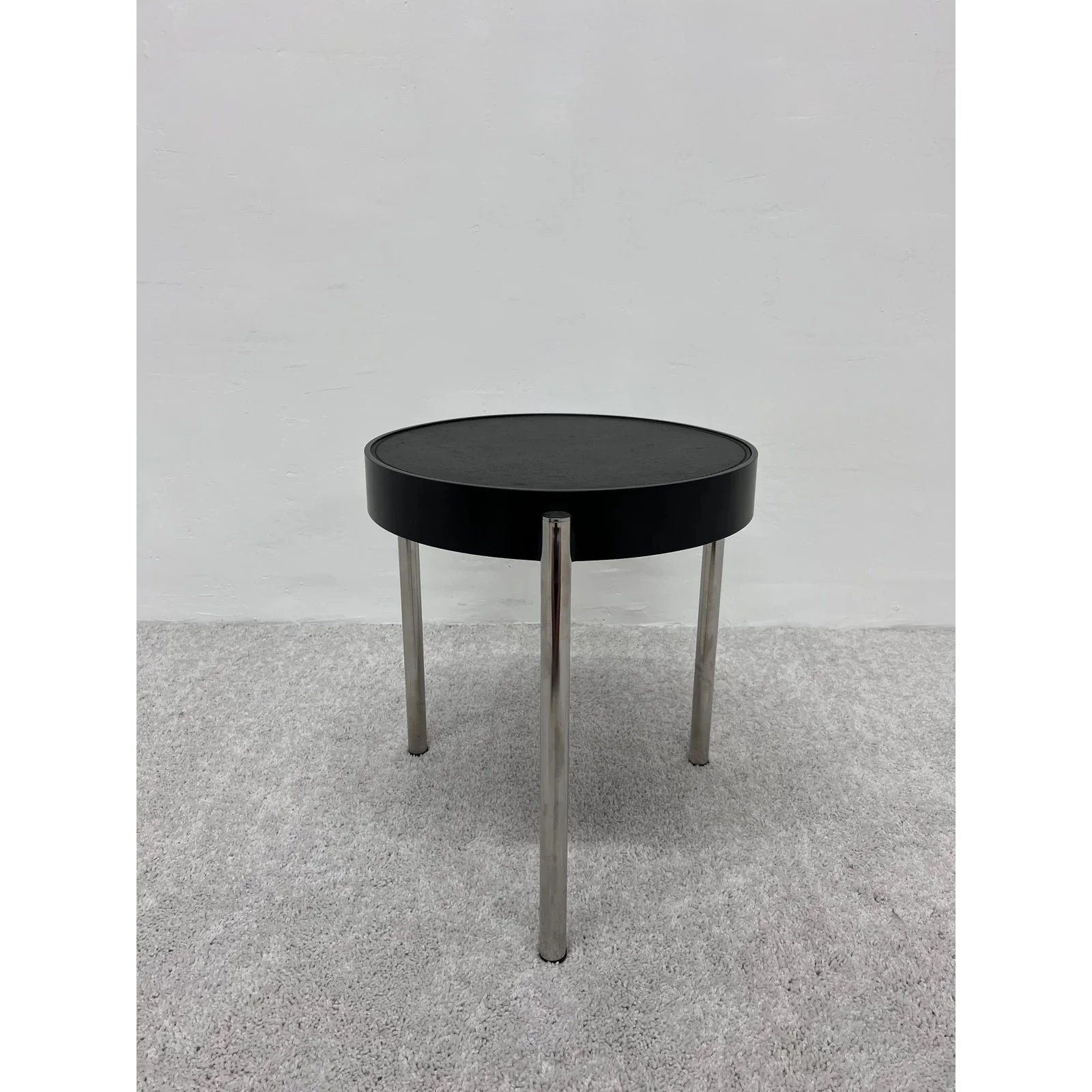 brighella-black-leather-and-chrome-side-table-for-zanotta-historical-archive-3725