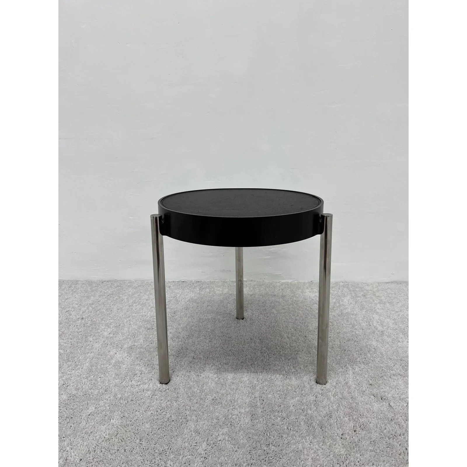 brighella-black-leather-and-chrome-side-table-for-zanotta-historical-archive-0419