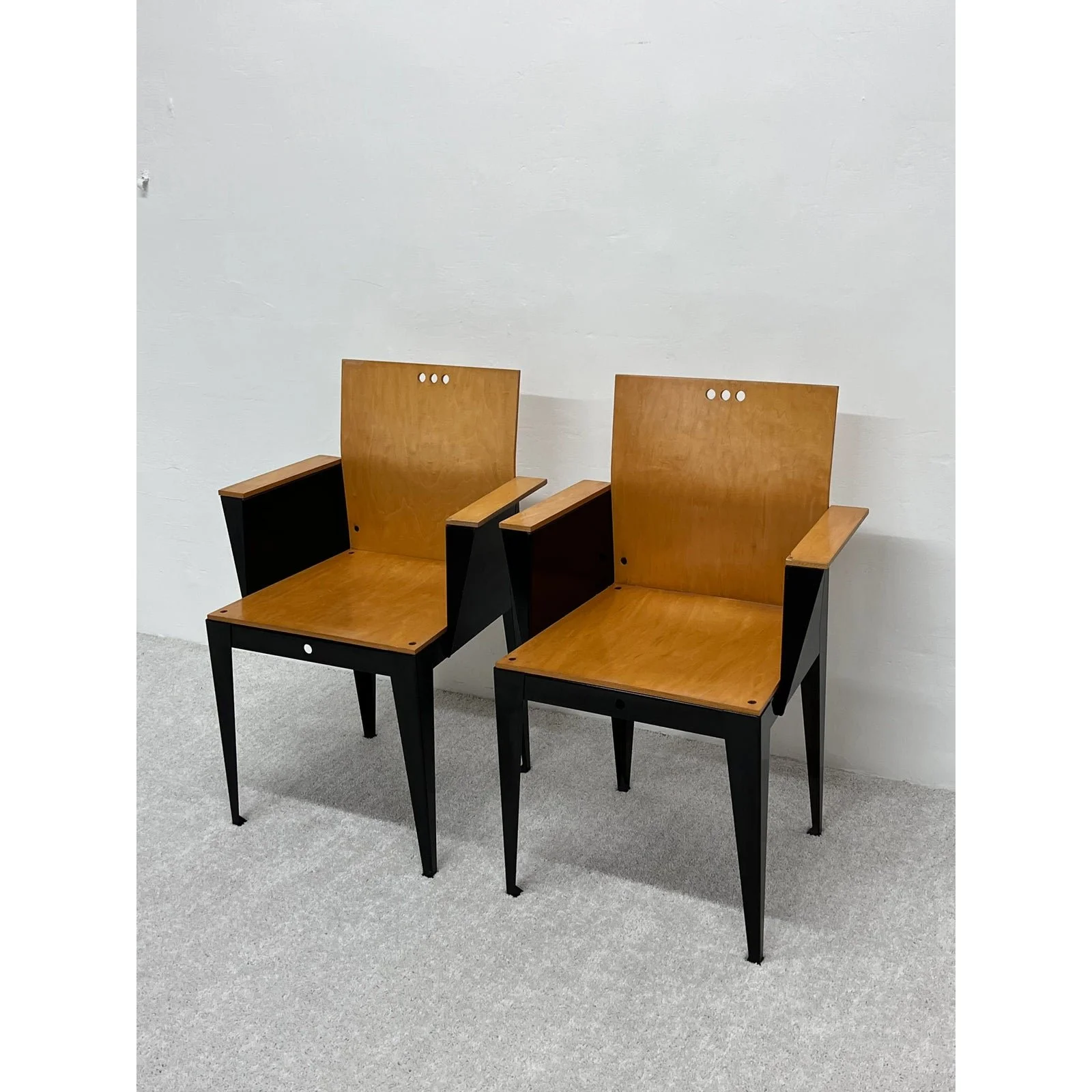bruce-sienkowski-eli-armchair-for-charlotte-usa-1991-a-pair-7939