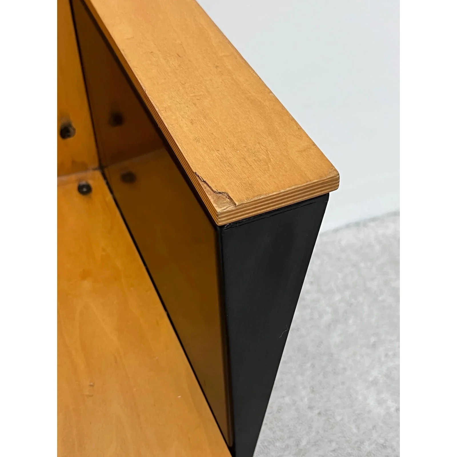 bruce-sienkowski-eli-armchair-for-charlotte-usa-1991
