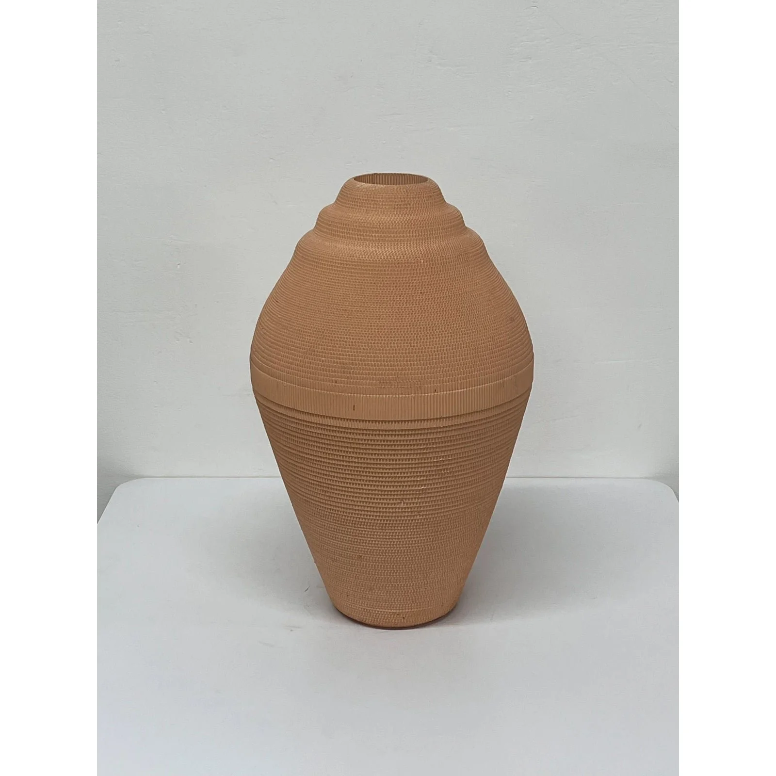 1980s-postmodern-dusty-peach-corrugated-cardboard-vase-by-flute-chicago-6474