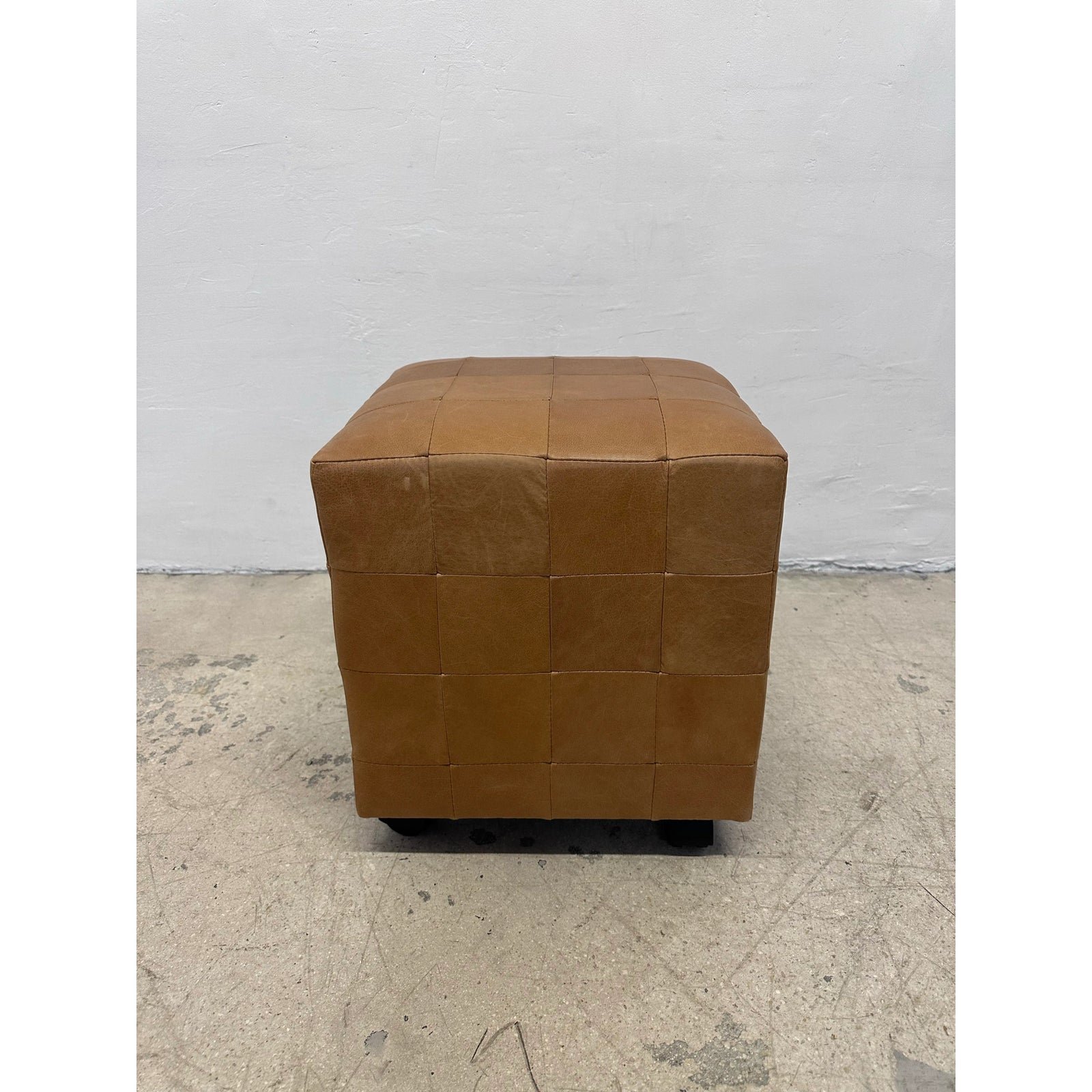 c-nissens-mobelfabrik-patchwork-leather-stool-on-casters-4667