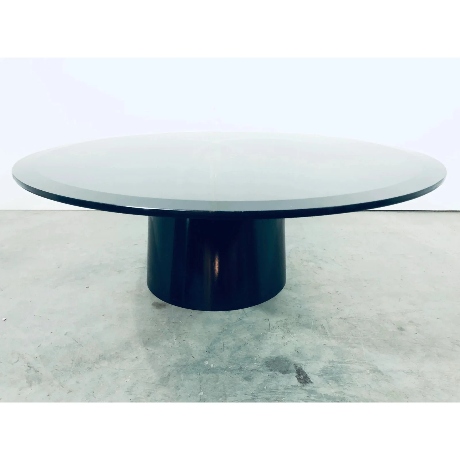 design-institute-of-america-post-modern-cantilevered-coffee-table-8127