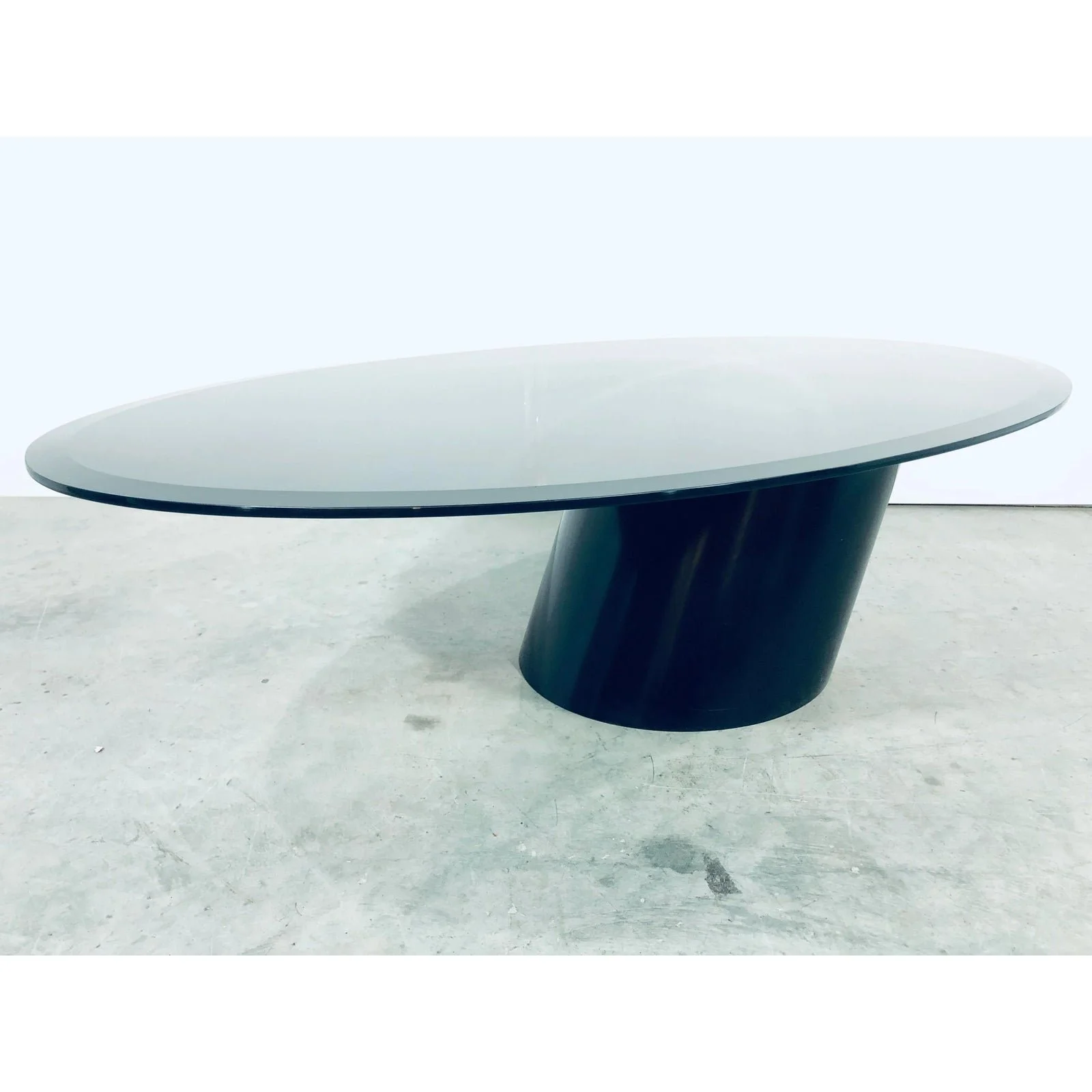 design-institute-of-america-post-modern-cantilevered-coffee-table-4043