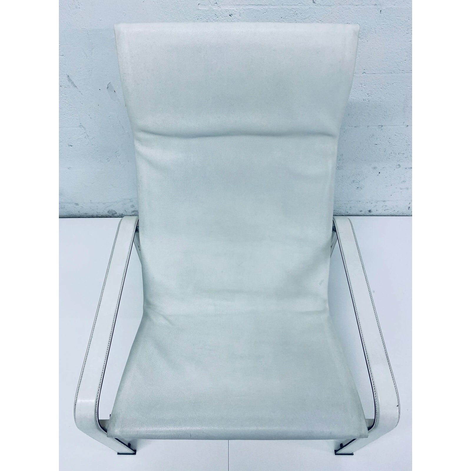 matteo-grassi-leather-sistina-lounge-chair-and-foot-stool-vintage-1980s-7857