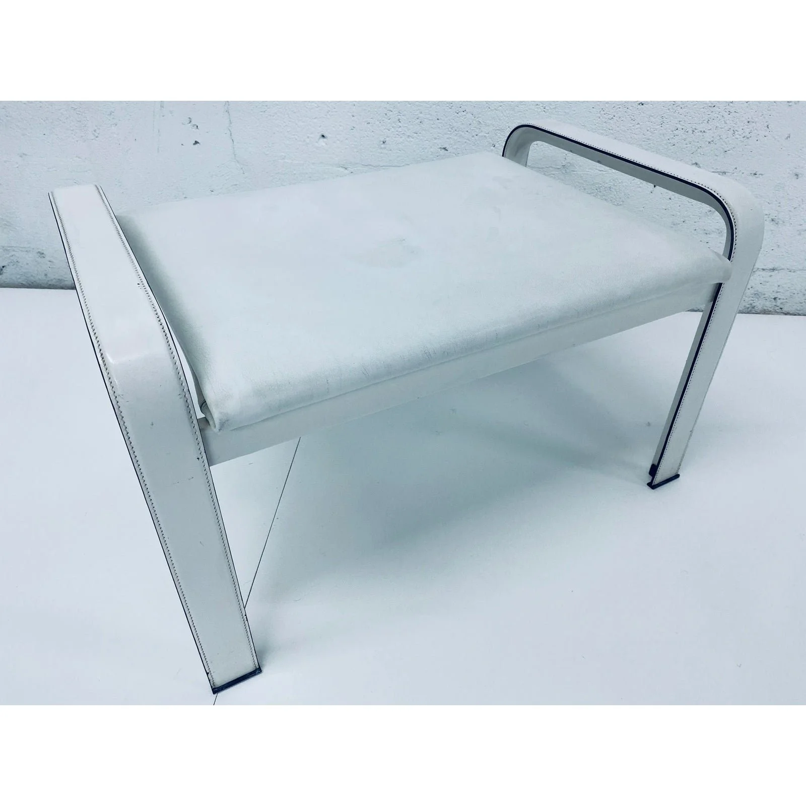 matteo-grassi-leather-sistina-lounge-chair-and-foot-stool-vintage-1980