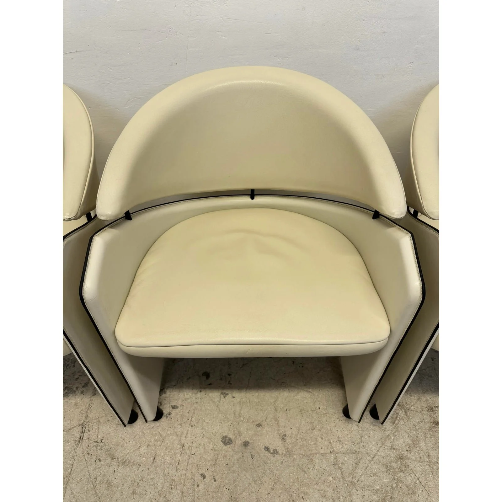 matteo-grassi-cream-leather-barrel-back-dining-arm-chairs-set-of-four-9581