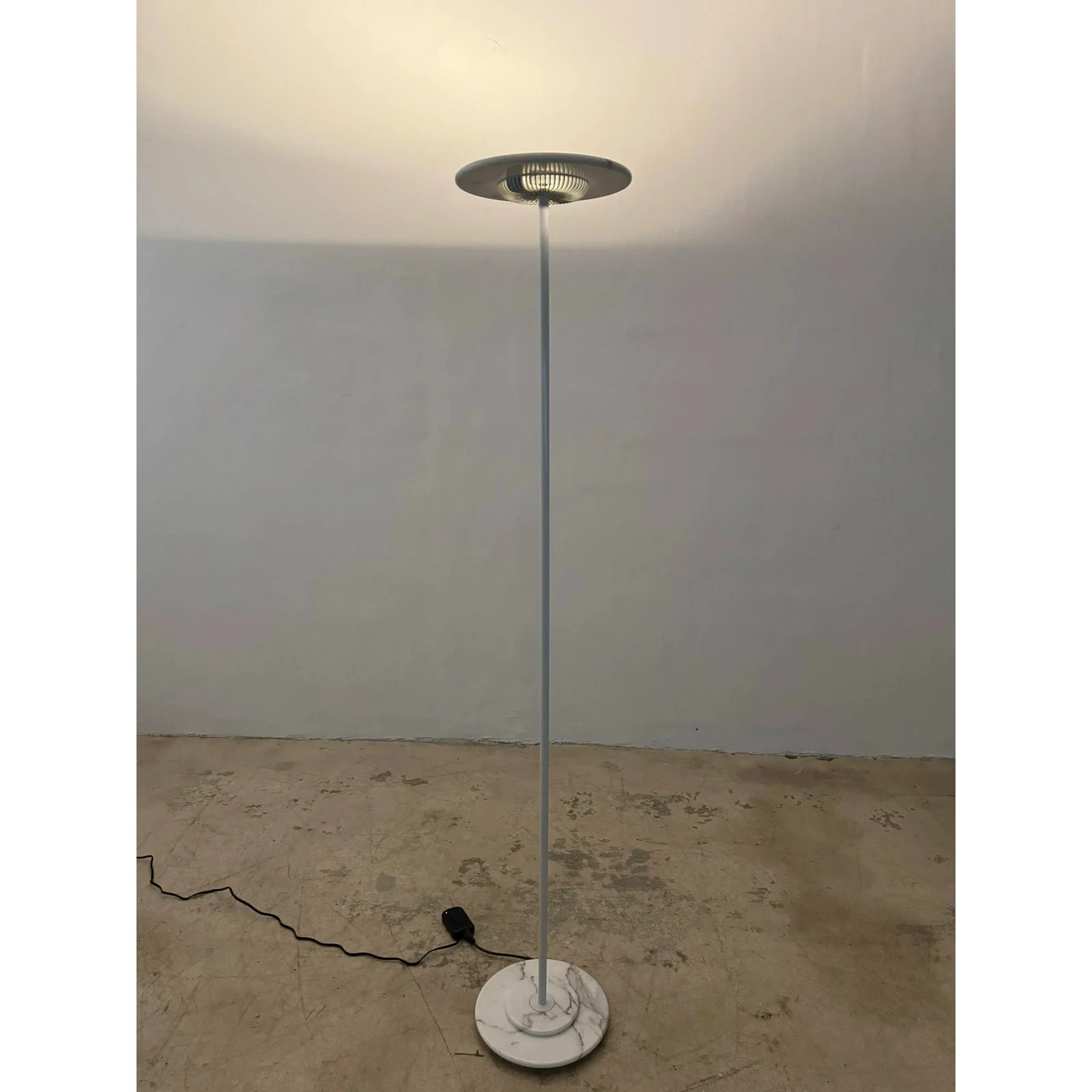 aureolo-halo-marble-floor-lamp-by-cini-and-nils-italy-5727