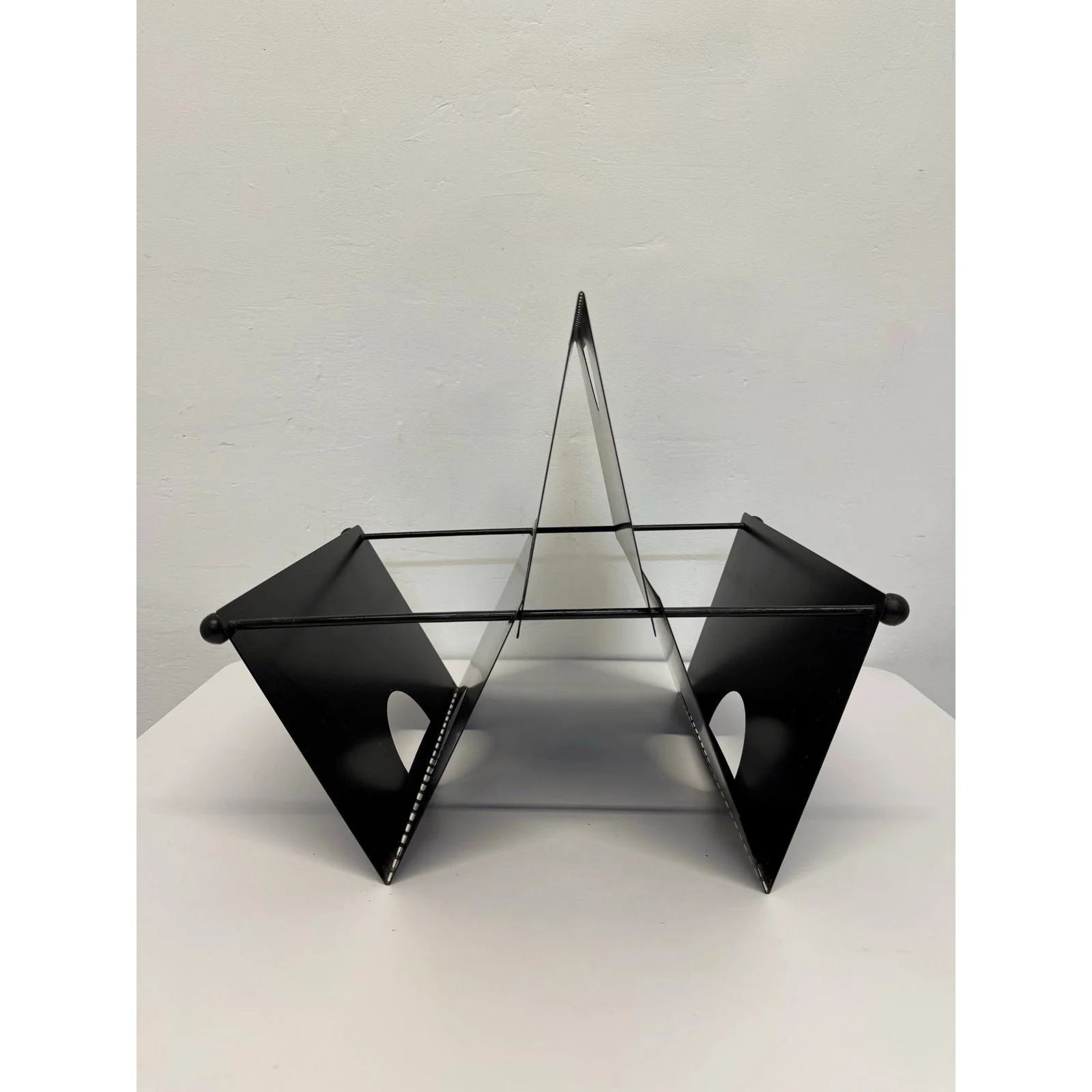 postmodern-memphis-style-black-metal-magazine-rack-1980s-6638