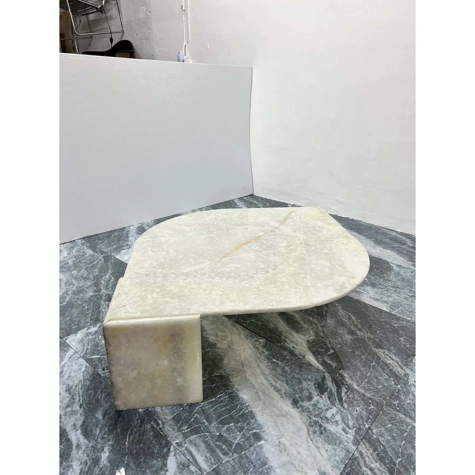 italian-variegated-onyx-marble-teardrop-coffee-table-1970s-7629