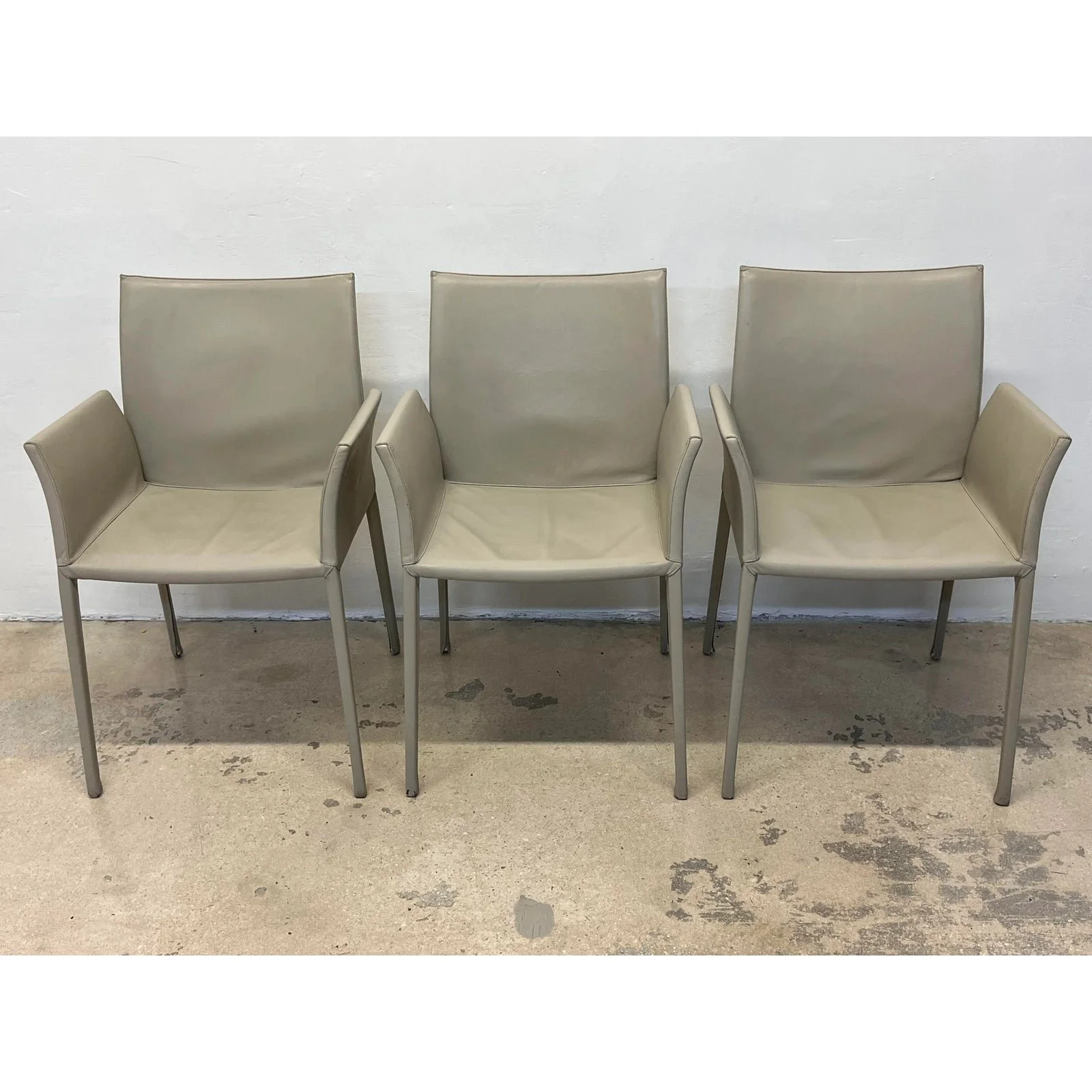 roberto-barbieri-lea-leather-dining-arm-chairs-for-zanotta-set-of-three-0830