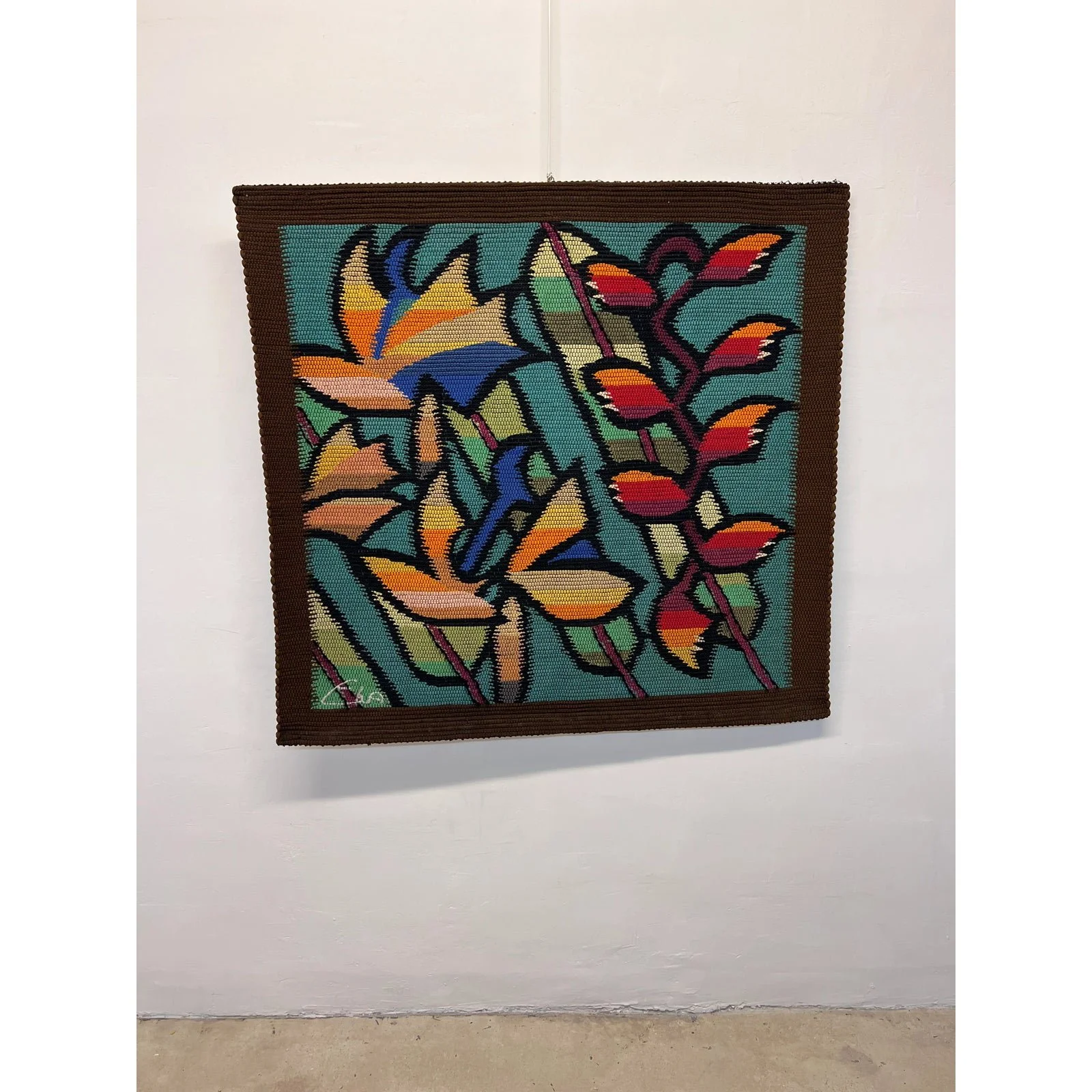 eila-ampula-brazilian-modern-floral-wall-art-talestry-3464