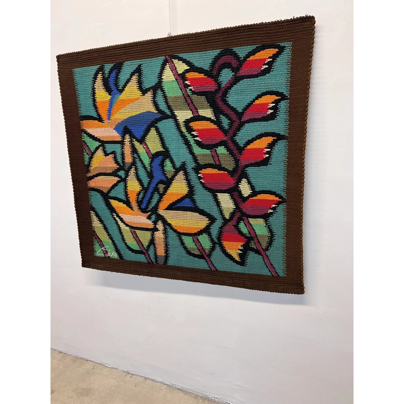 eila-ampula-brazilian-modern-floral-wall-art-talestry-6952