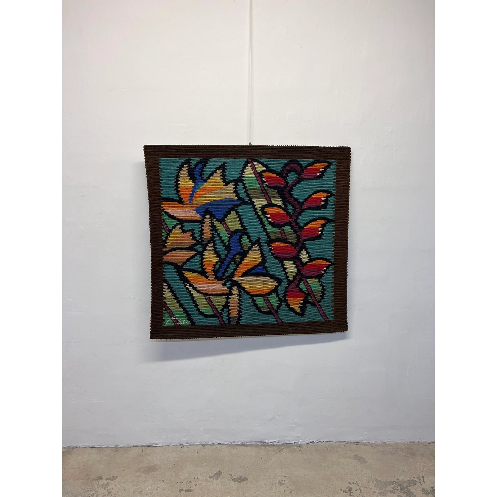 eila-ampula-brazilian-modern-floral-wall-art-talestry-2233